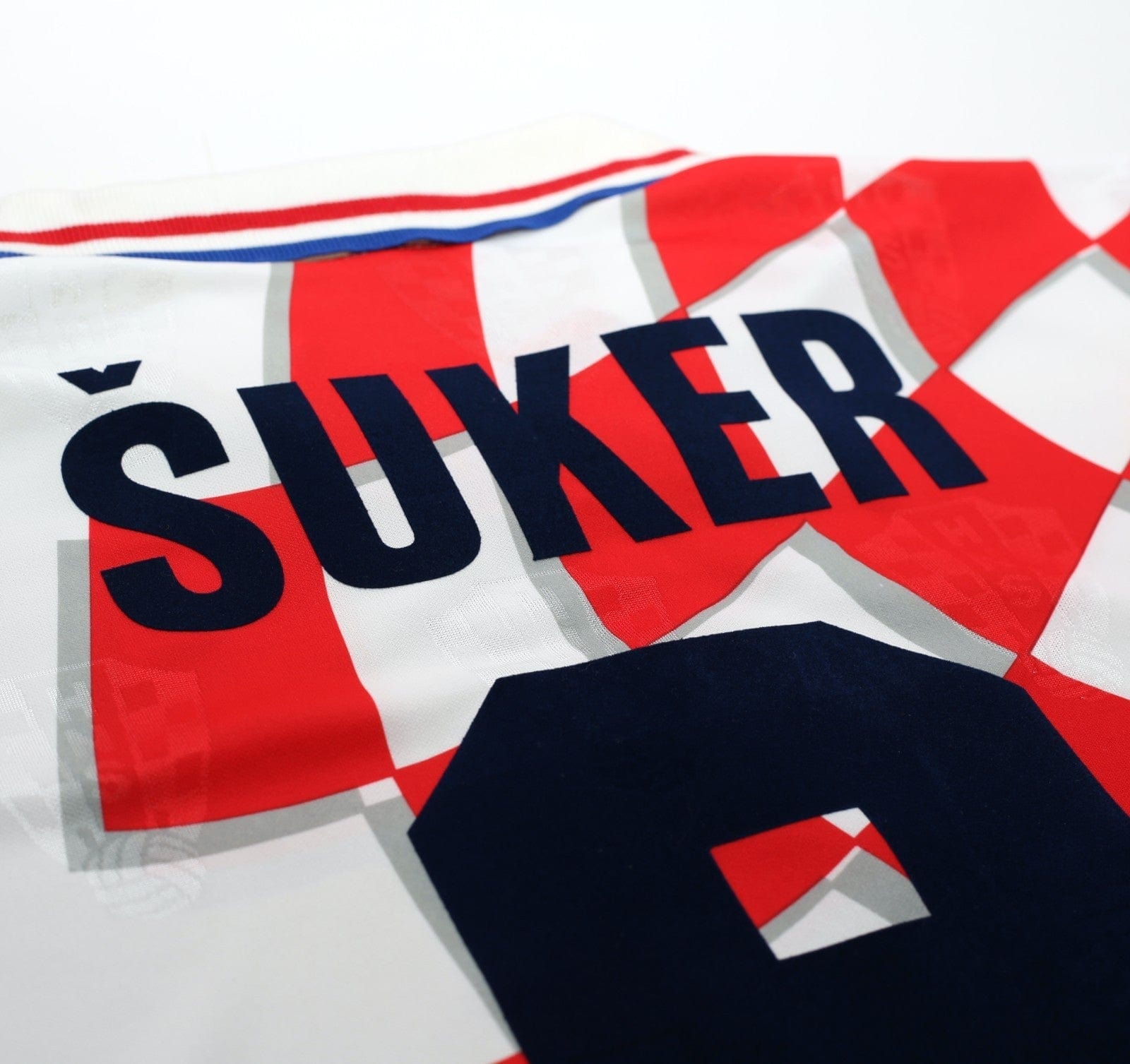 1998/01 SUKER #9 Croatia Vintage Lotto Home Football Shirt 40/42 (L) WC 98