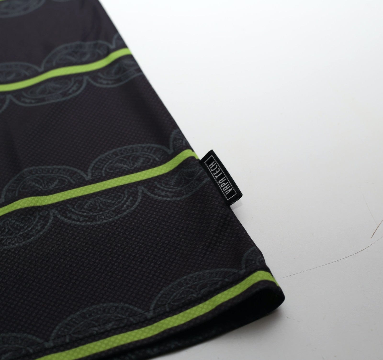 1998/99 LARSSON #7 Celtic Vintage Umbro Away Football Shirt (XL)