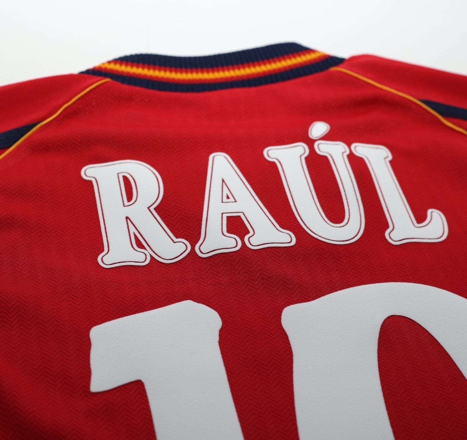 1998/99 RAUL #10 Spain Vintage adidas Home Football Shirt (M)