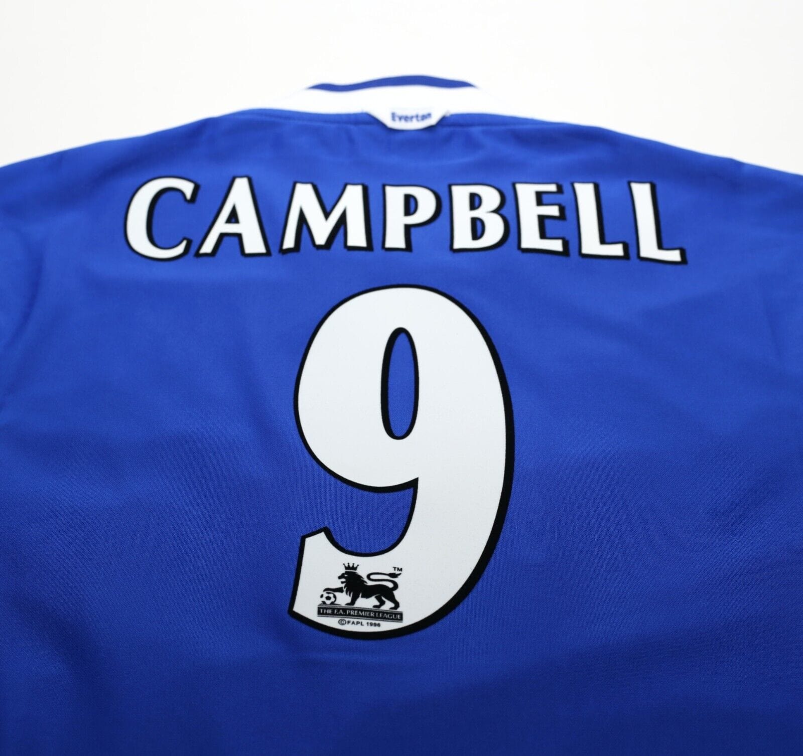 1999/00 CAMPBELL #9 Everton Vintage Umbro Home Football Shirt (M)