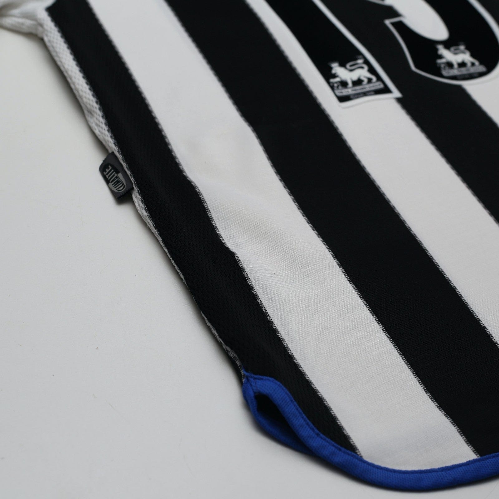 1999/00 Solano #9 Newcastle United Vintage adidas Home Football Shirt (S)