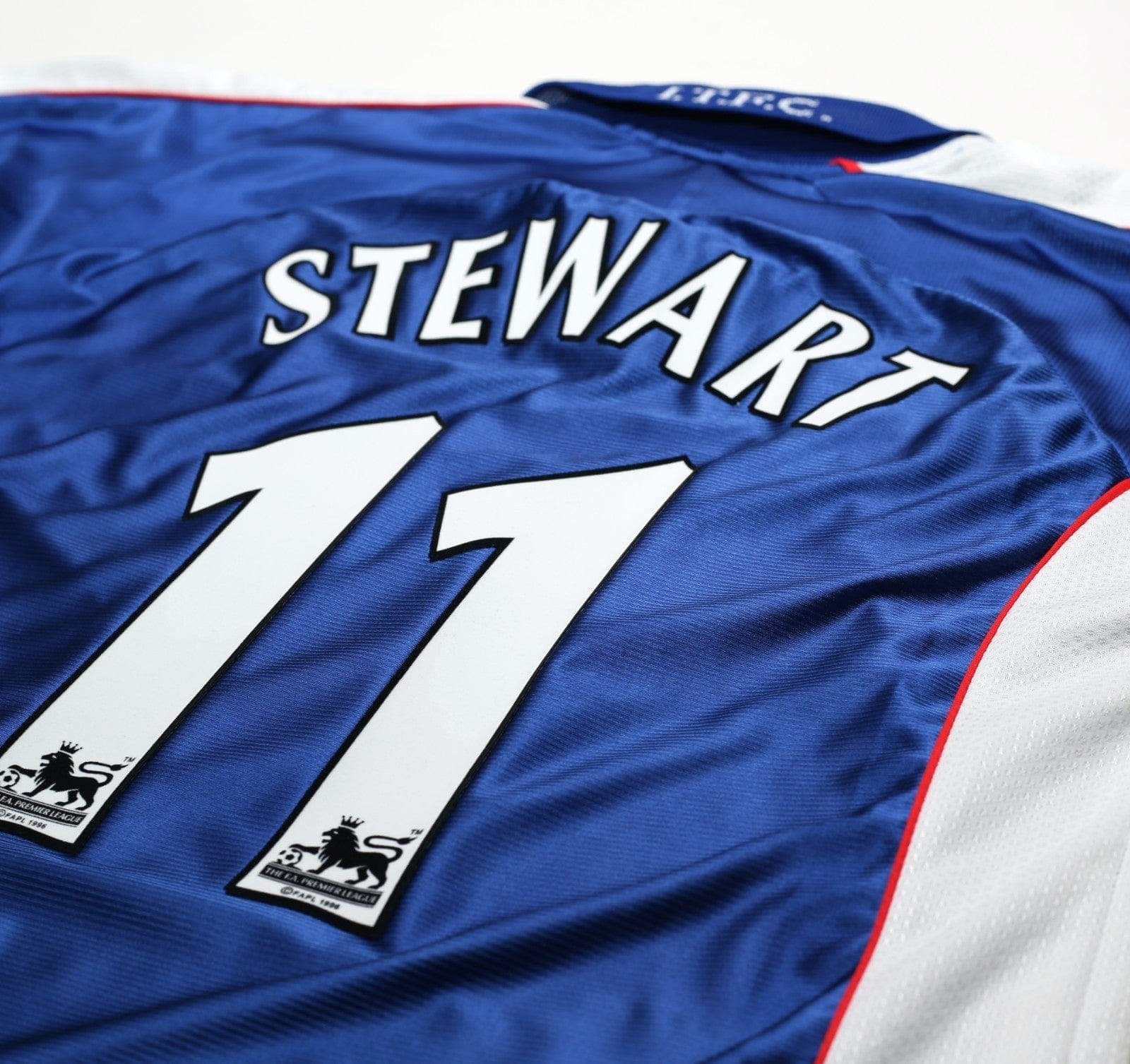1999/01 STEWART #11 Ipswich Town Vintage PUNCH Home Football Shirt (L)