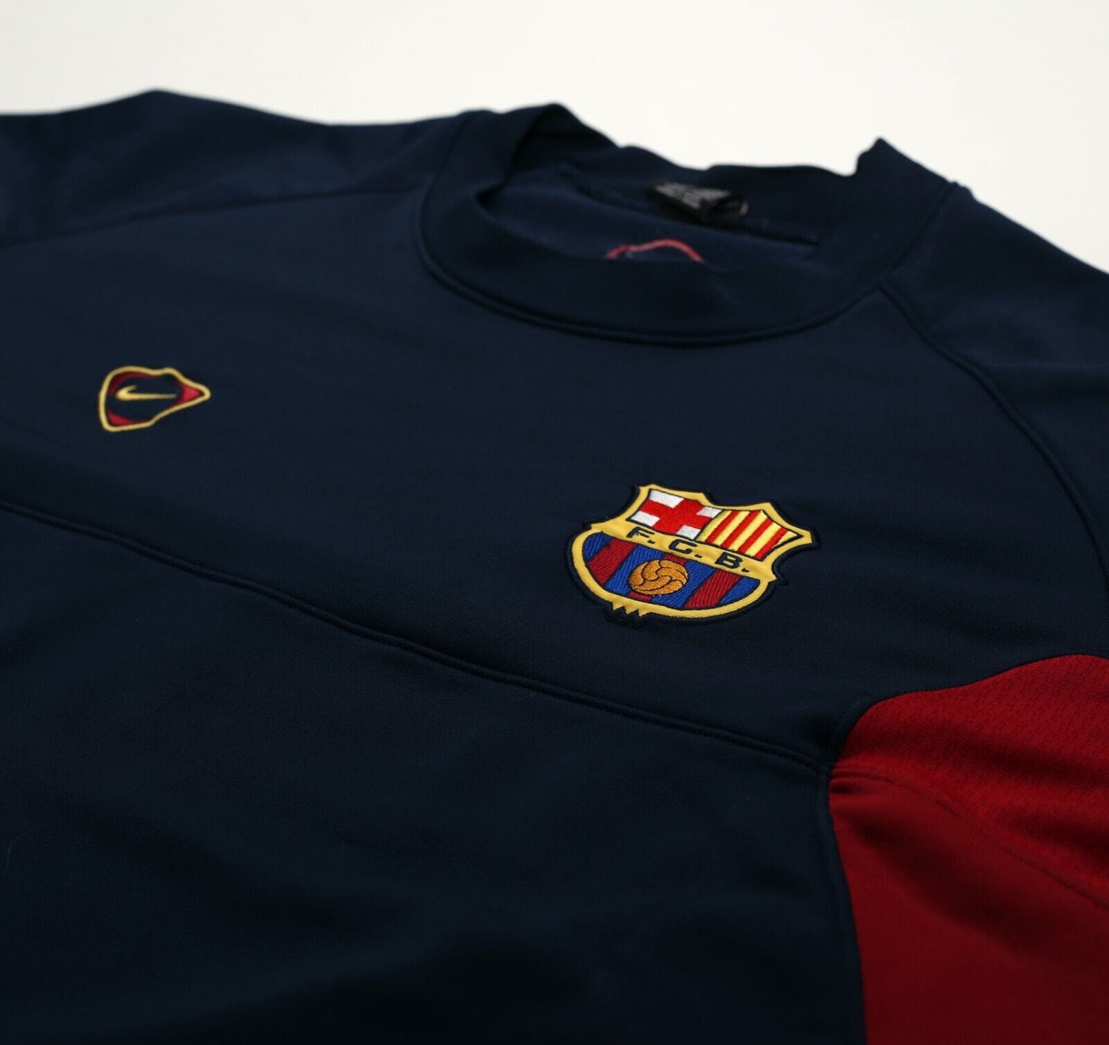 2000/01 BARCELONA Vintage Nike Football Sweatshirt (XL)