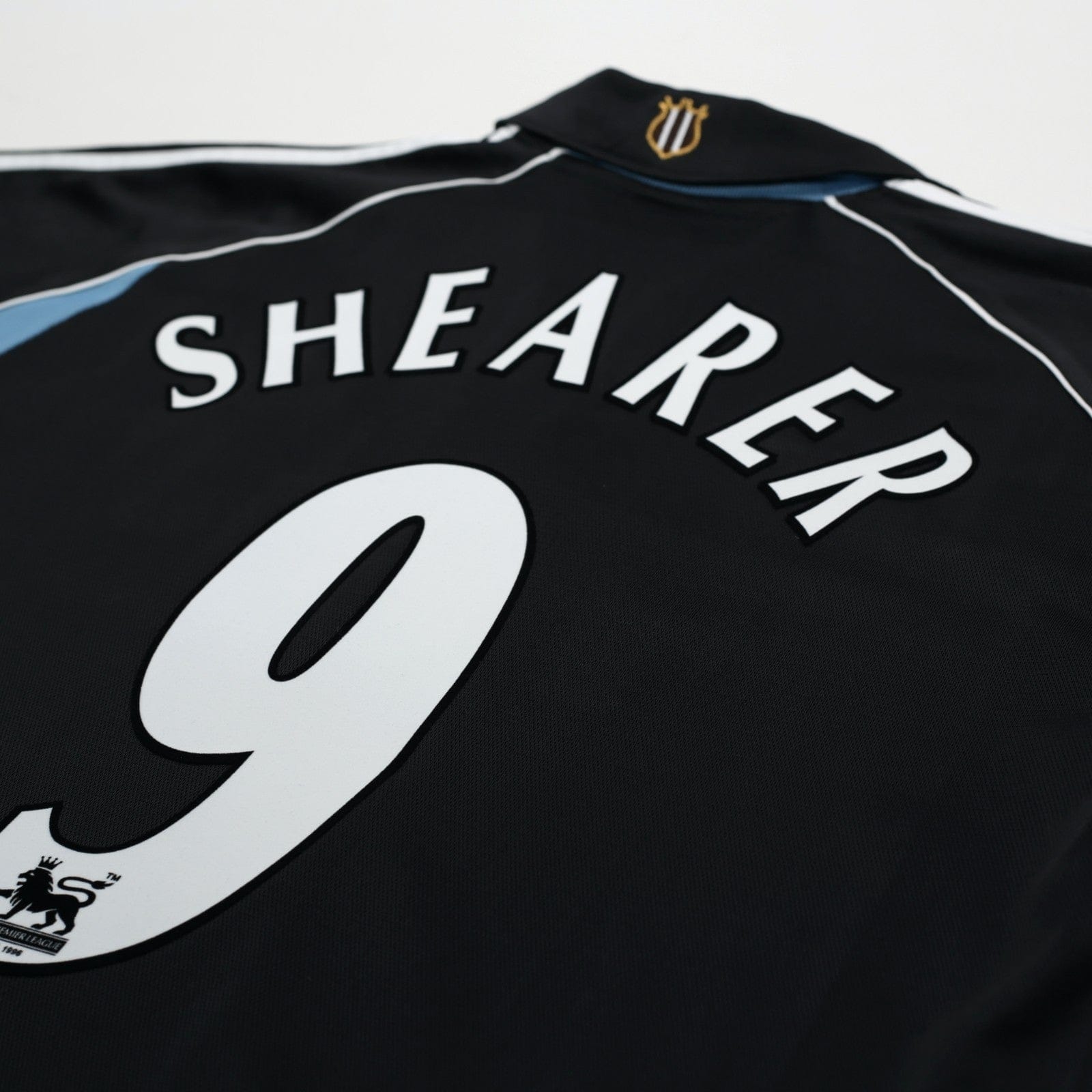 2000/01 Shearer #9 Newcastle United Vintage adidas Away Football Shirt (L)