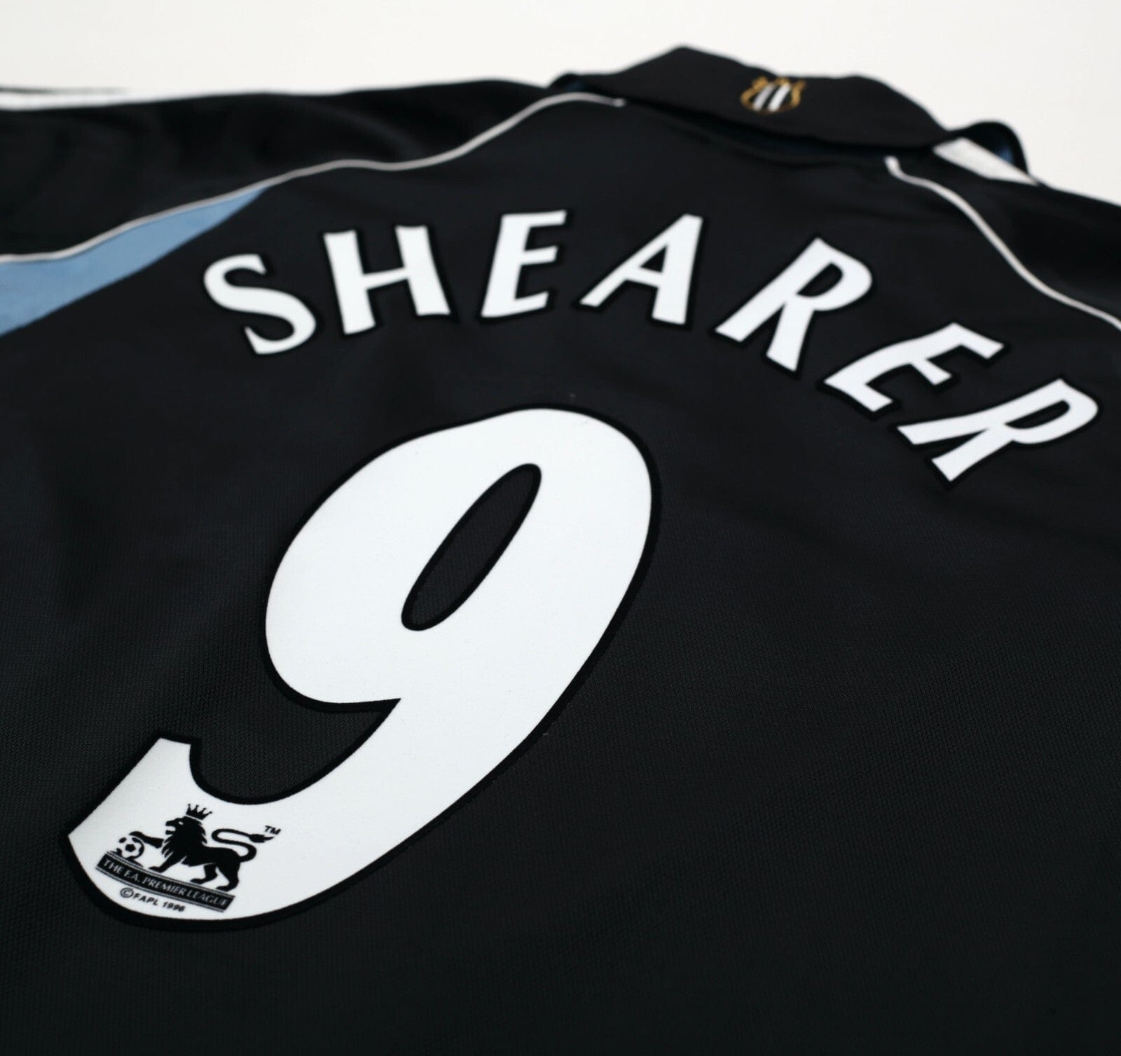 2000/01 SHEARER #9 Newcastle United Vintage adidas Away Football Shirt (S)