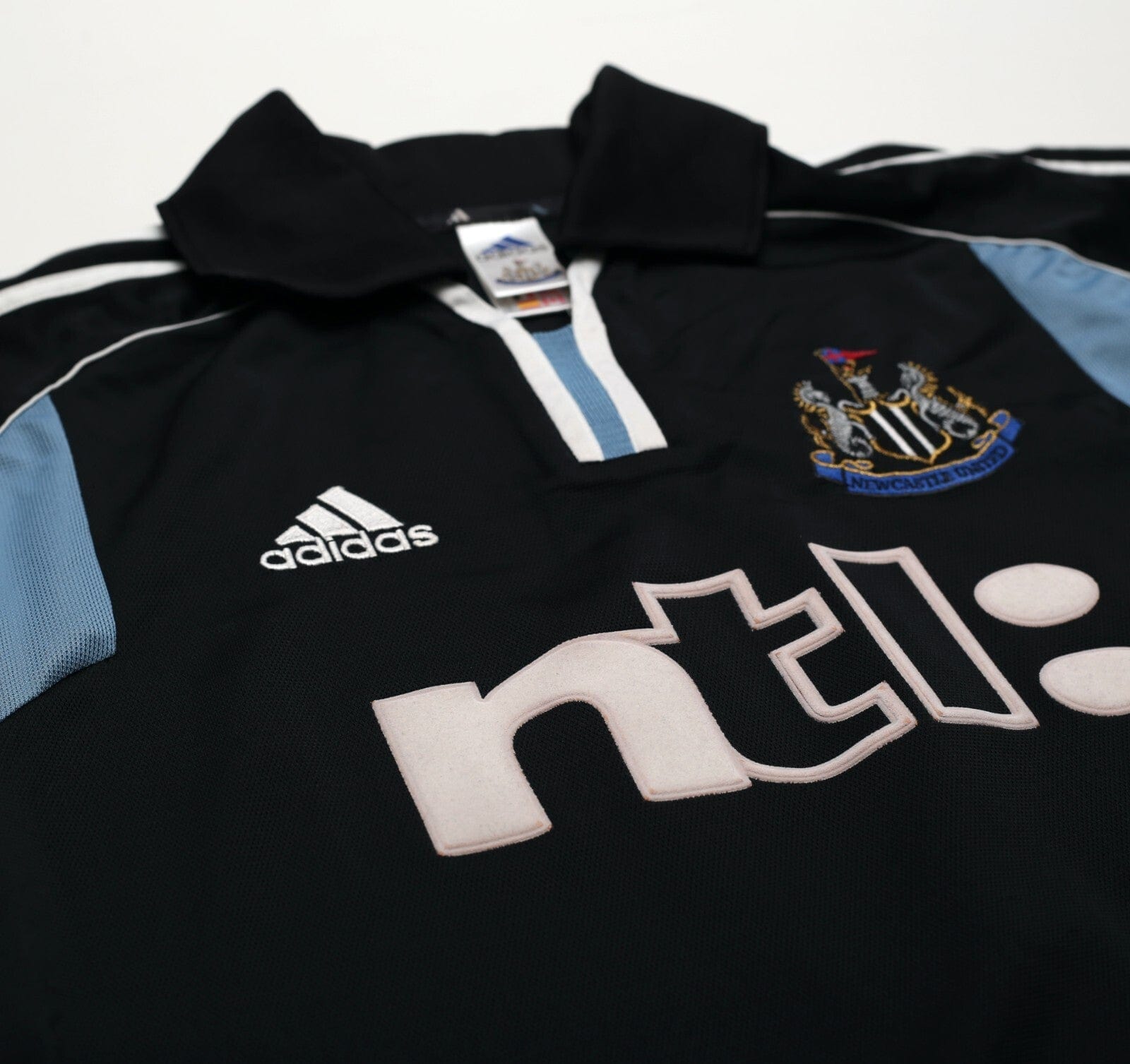 2000/01 SHEARER #9 Newcastle United Vintage adidas Away Football Shirt (S)