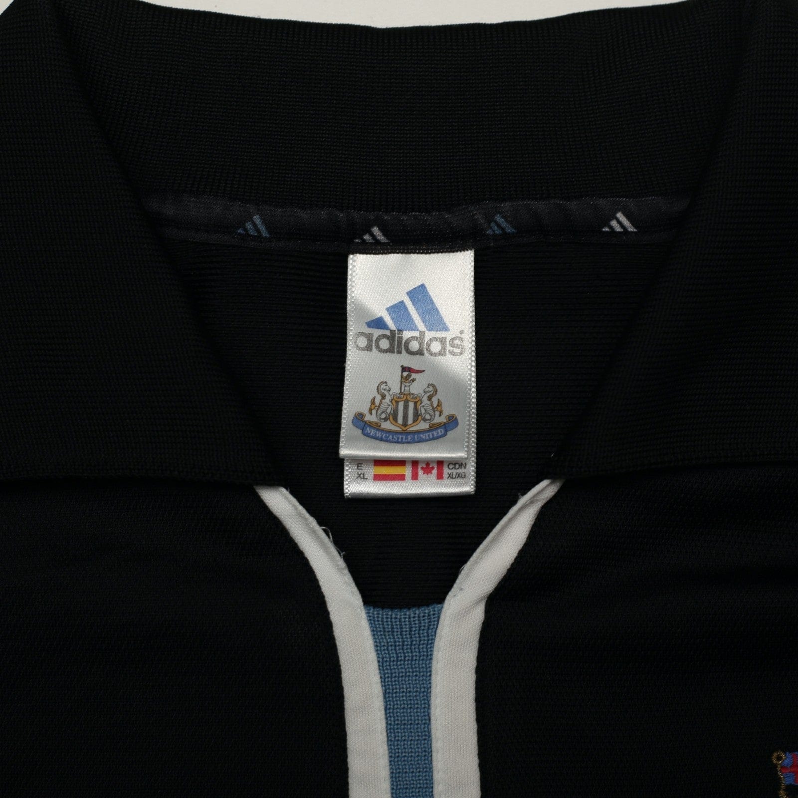2000/01 Shearer #9 Newcastle United Vintage adidas Away Football Shirt (XL)