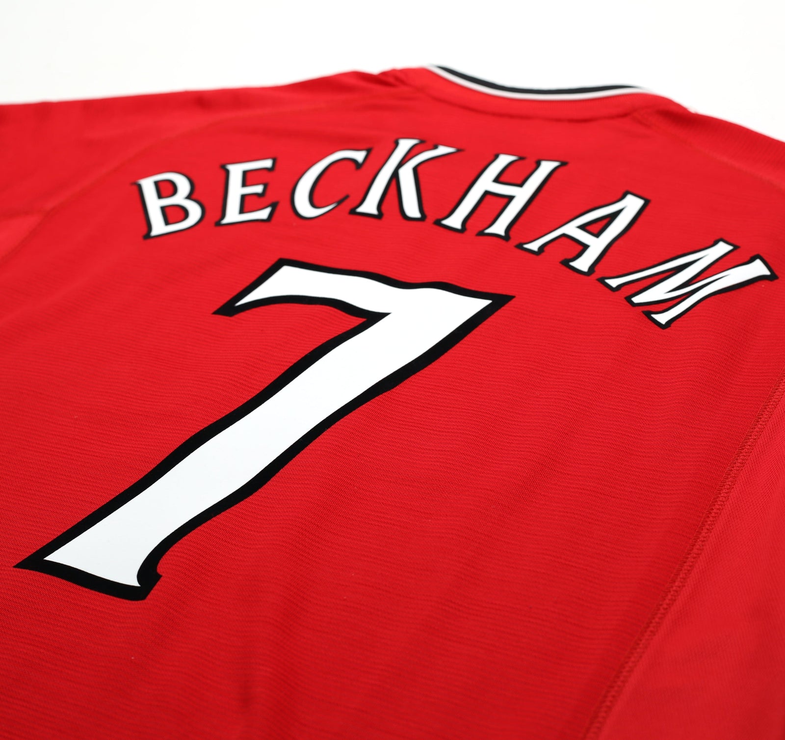 2000/02 BECKHAM #7 Manchester United Vintage Umbro European Home Football Shirt (L)