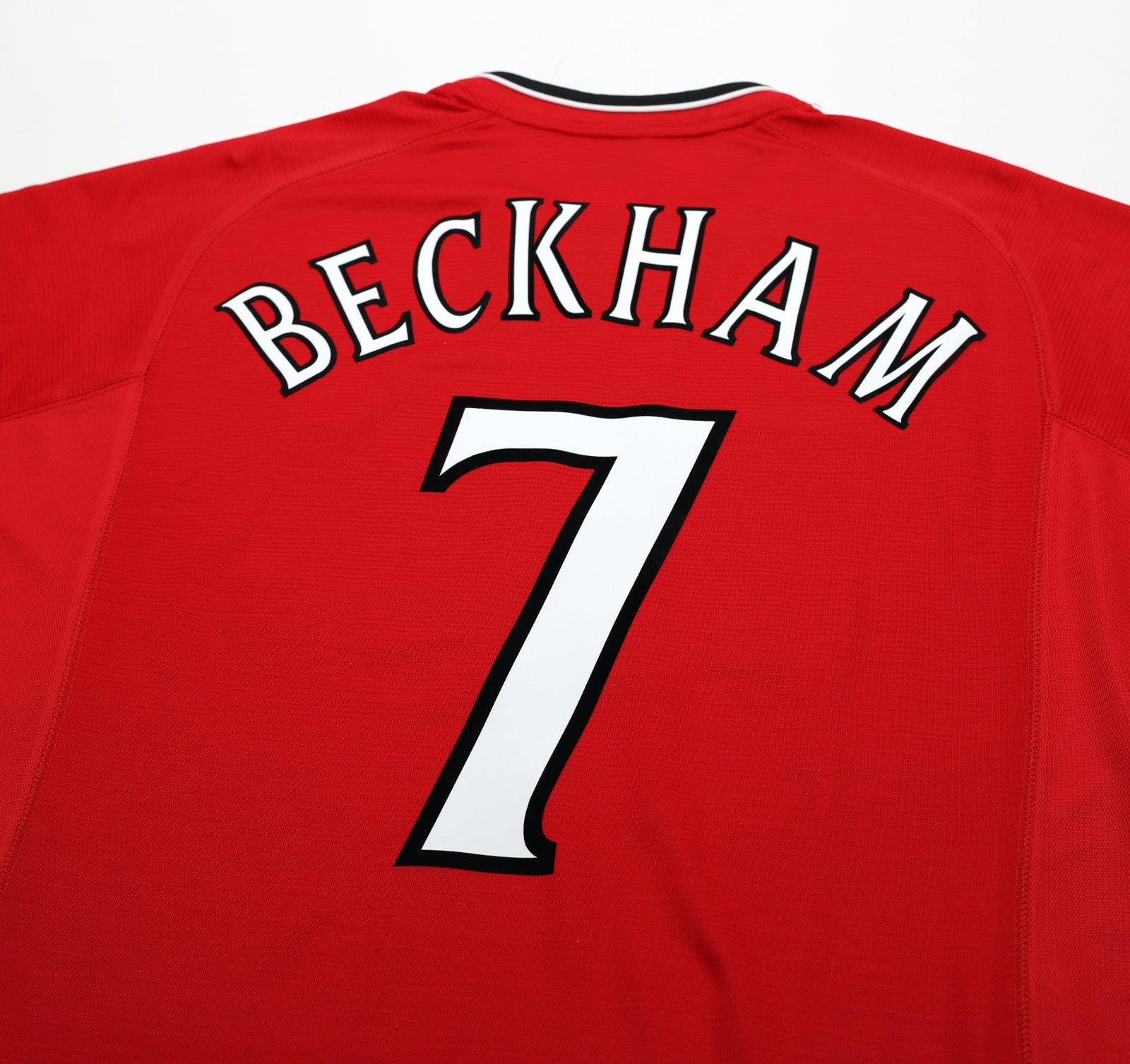 2000/02 BECKHAM #7 Manchester United Vintage Umbro European Home Football Shirt (L)
