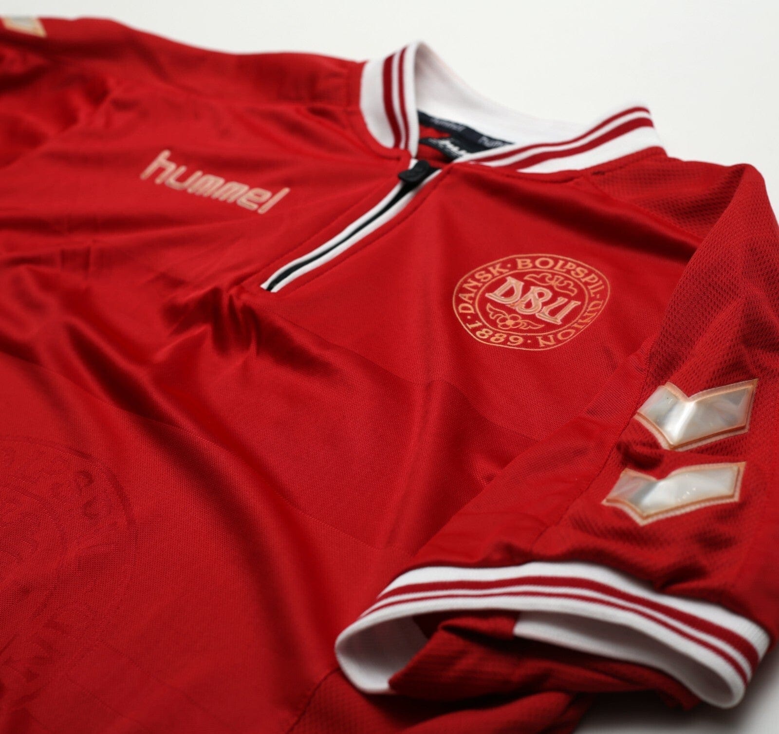 2000/02 DENMARK Vintage Hummel Home Football Shirt (M)