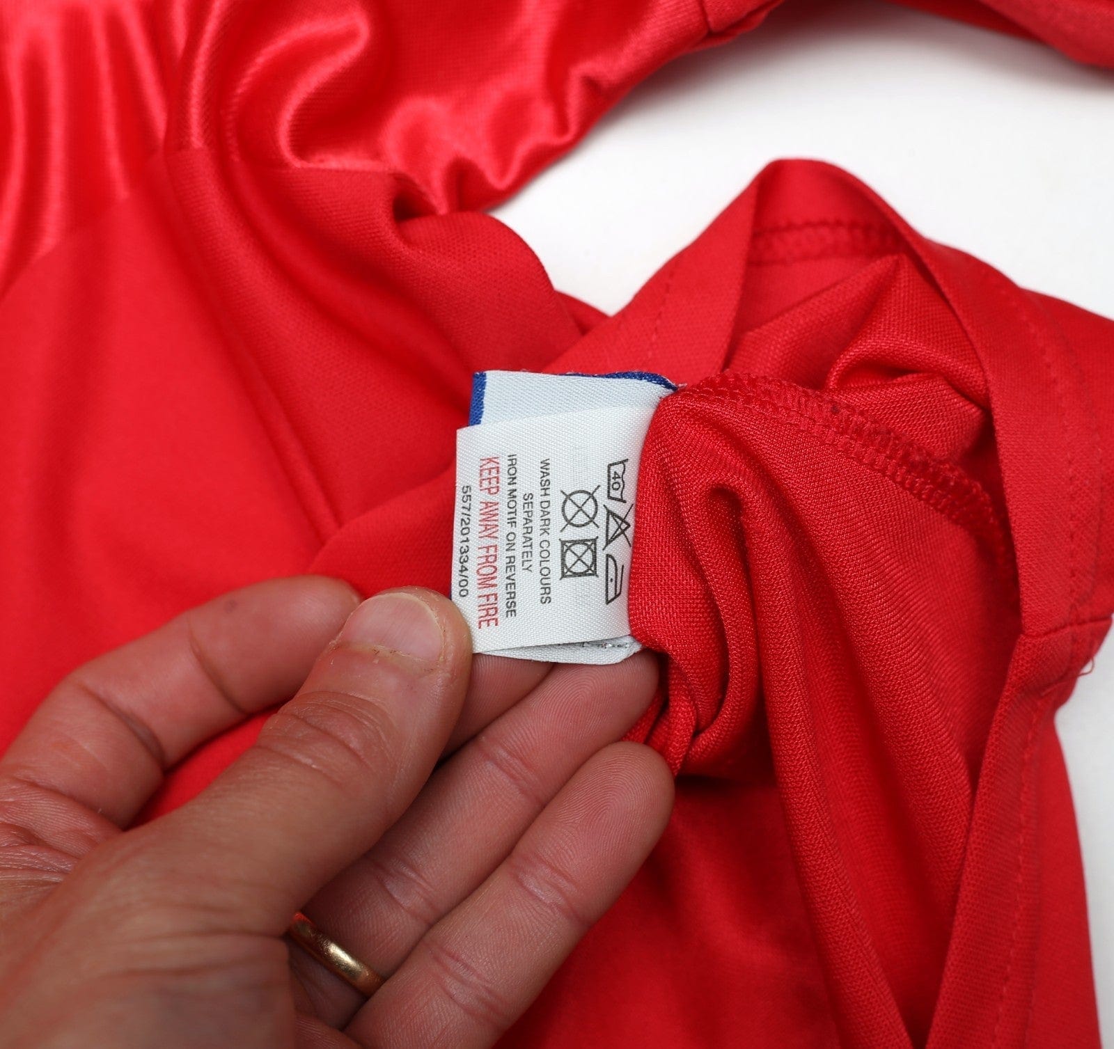 2000/02 HESKEY #8 Liverpool Vintage Reebok Home Football Shirt (M)