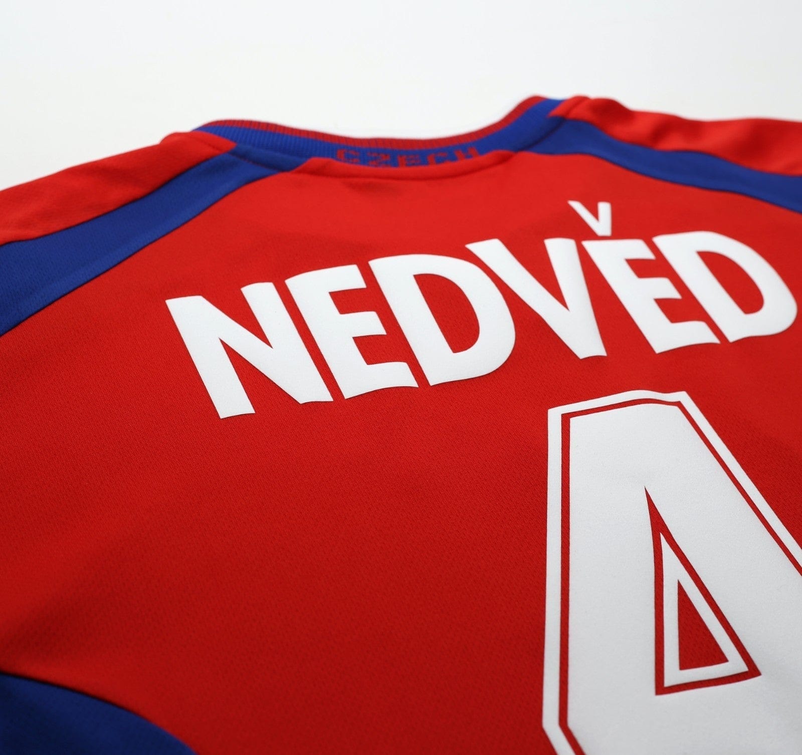 2000/02 NEDVED #4 Czech Republic Vintage PUMA Home Football Shirt (L) Euro 2000