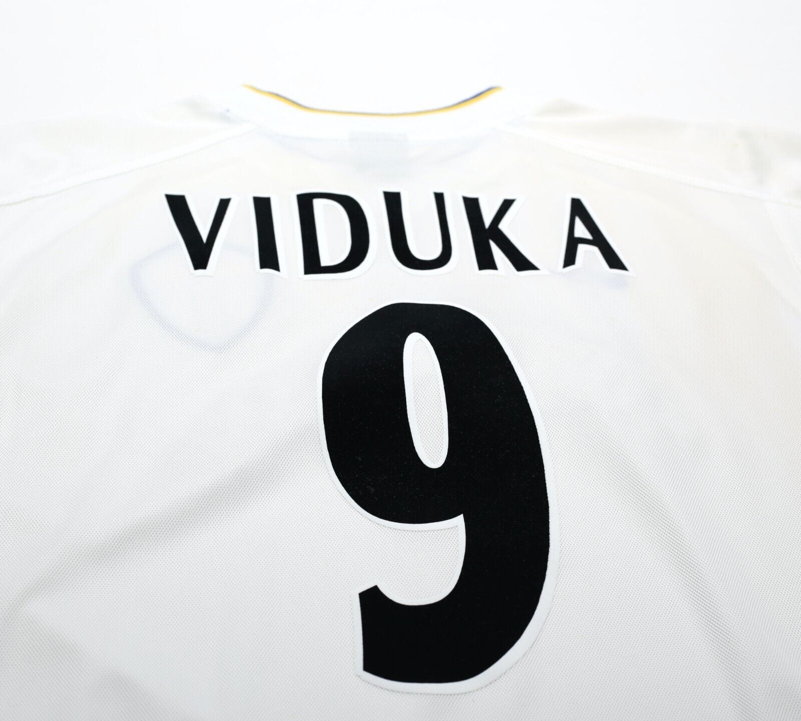 2000/02 VIDUKA #9 Leeds United Vintage Nike Home UCL Football Shirt Jersey (S/M)