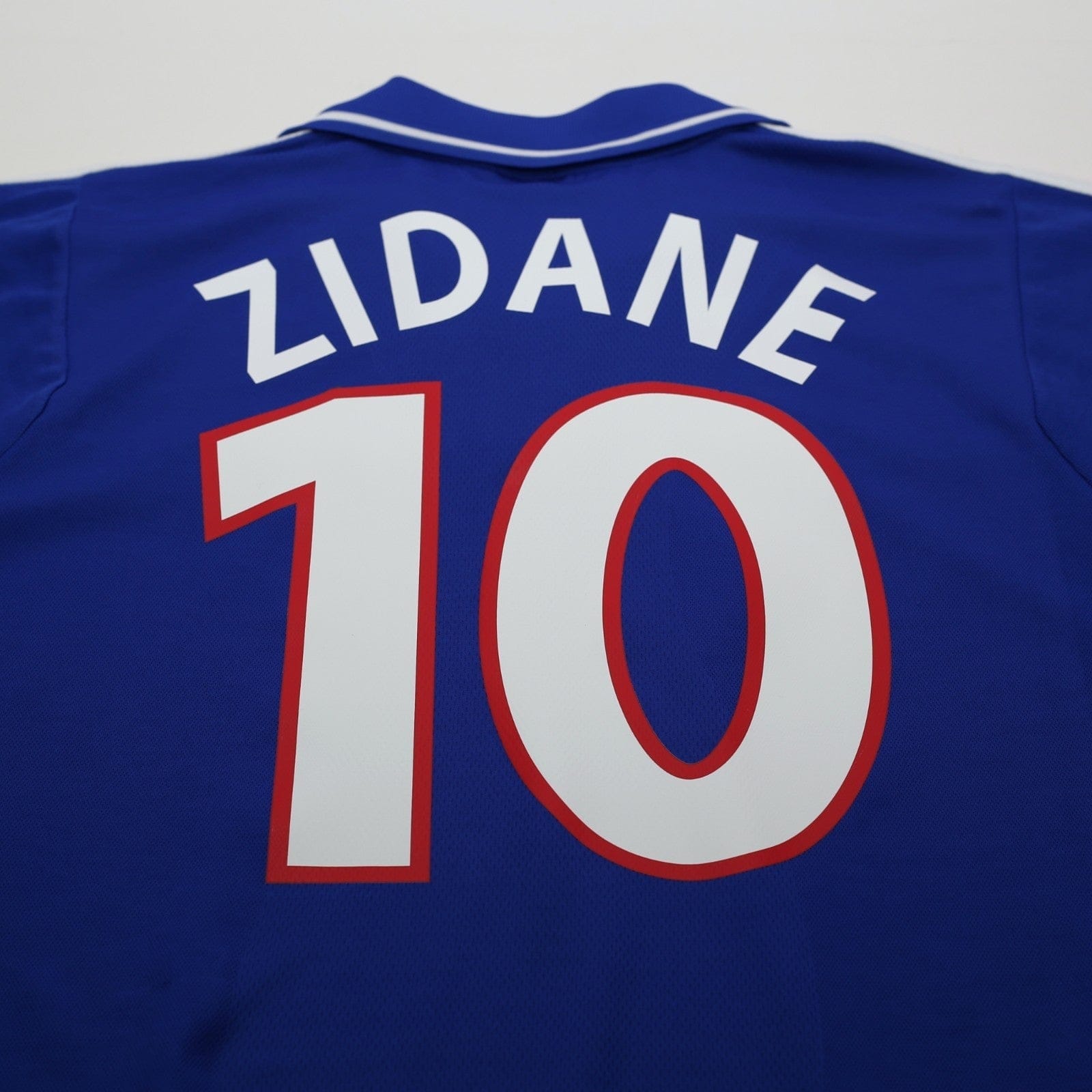 2000/02 Zidane #10 France Vintage adidas Home Football Shirt (L) Euro 2000