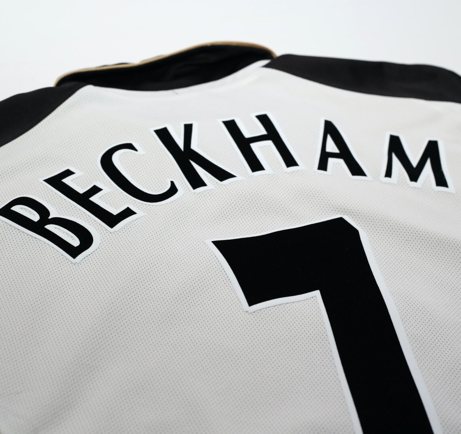 2001/02 BECKHAM #7 Manchester United Umbro Centenary Away Football Shirt (L)