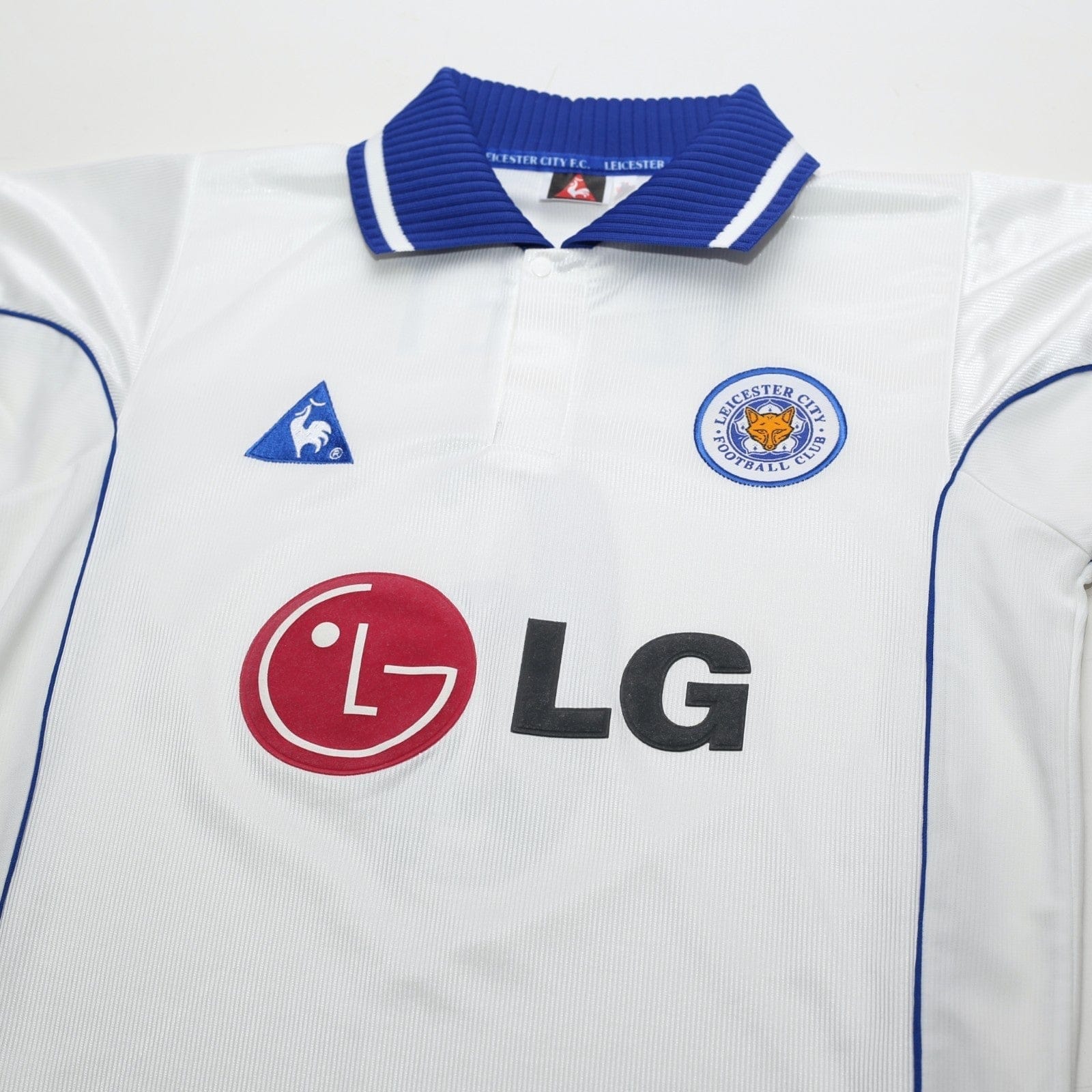 2001/02 Izzet #6 Leicester City Vintage LCS Away Football Shirt (M)