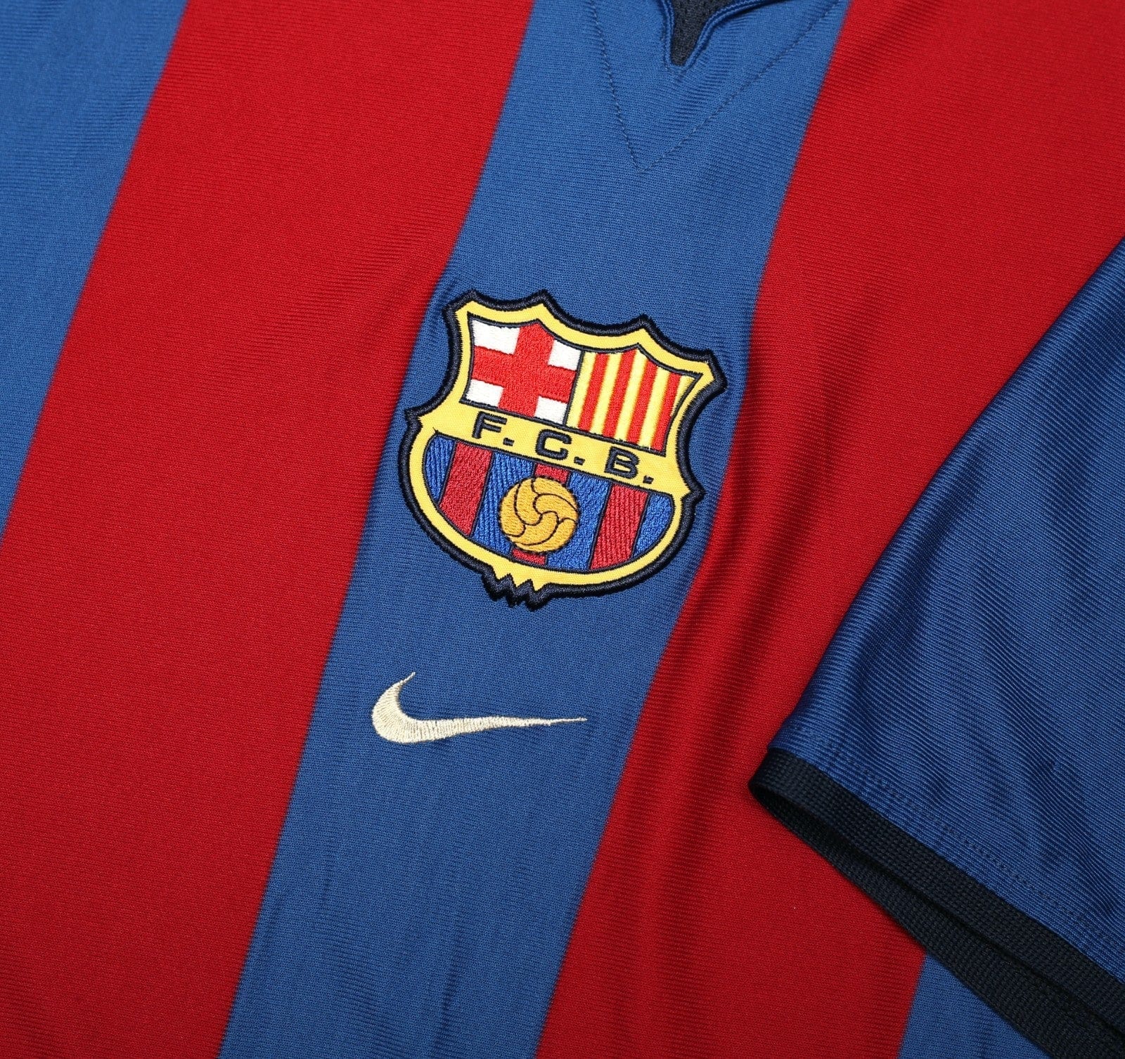 2001/02 SAVIOLA #7 Barcelona Vintage Nike Home Football Shirt (L)