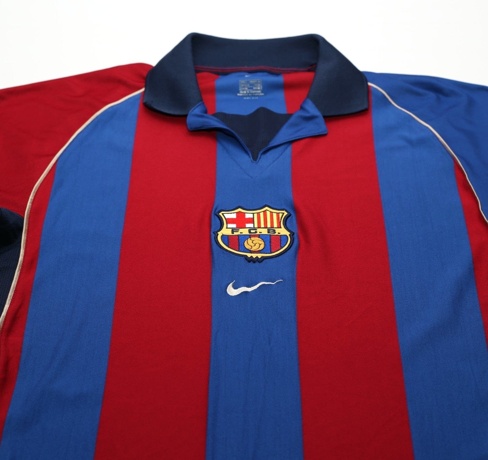 2001/02 SAVIOLA #7 Barcelona Vintage Nike Home Football Shirt (L)