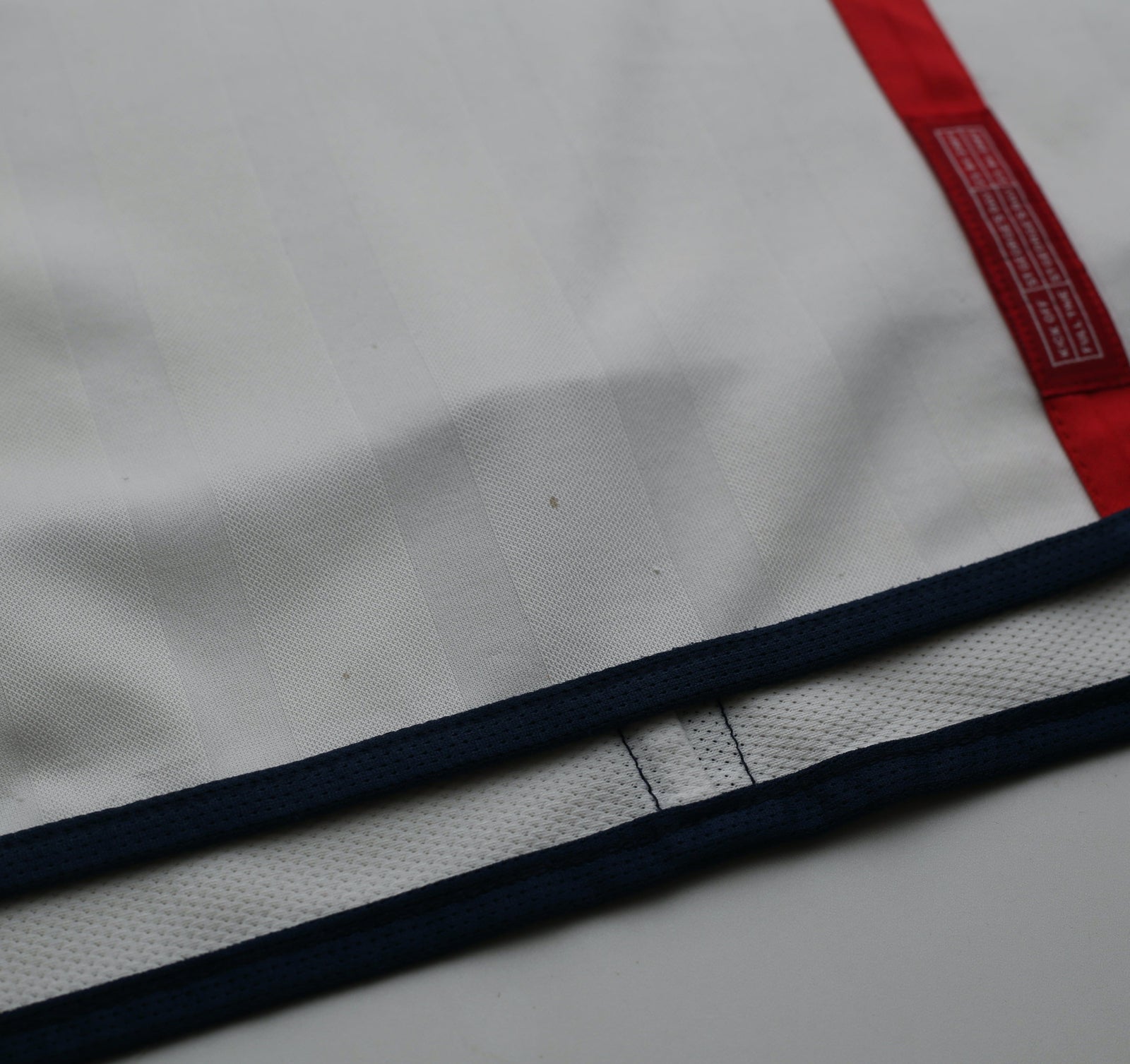 2001/03 BECKHAM #7 England Vintage Umbro Home Football Shirt (XL) 2002 WC