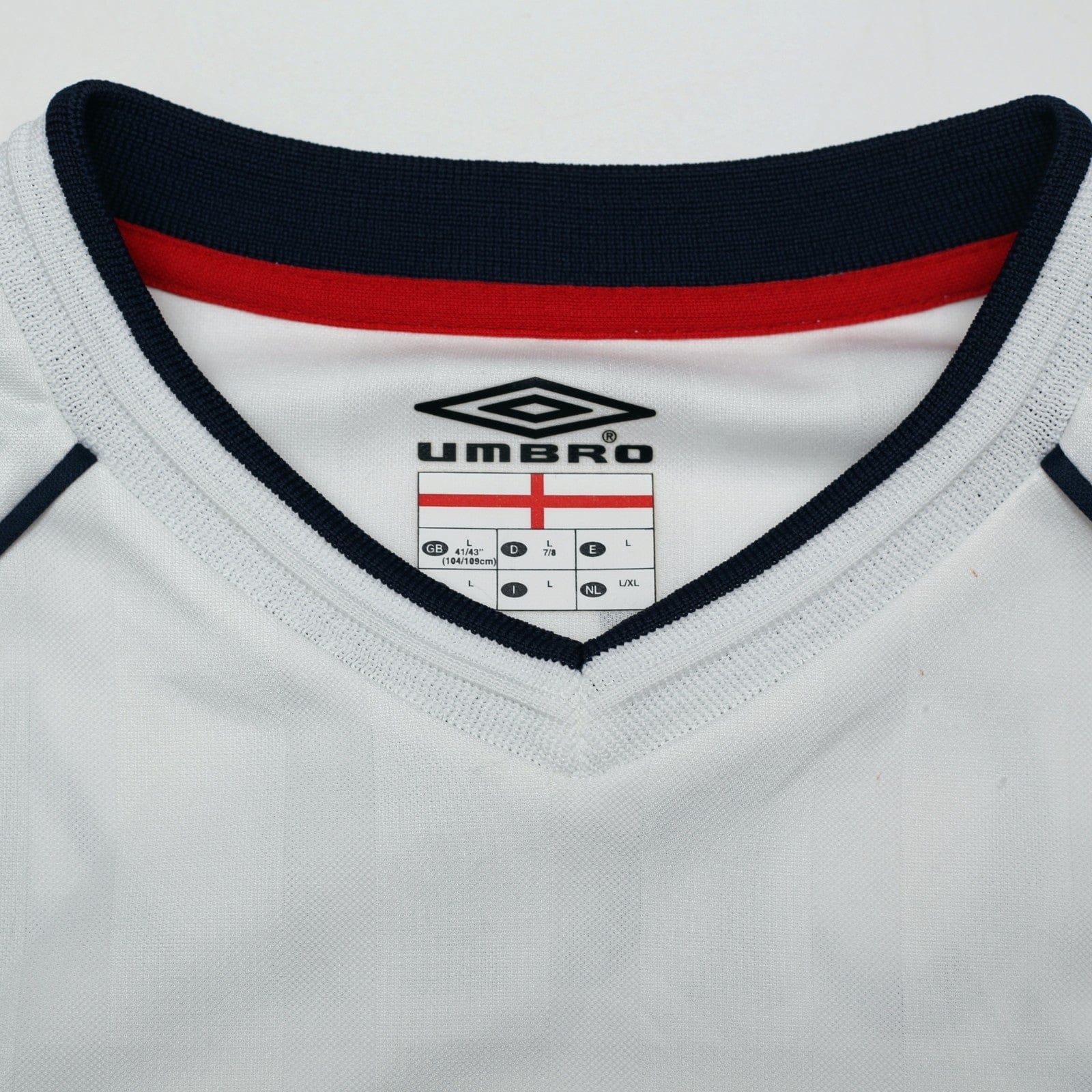 2001/03 Beckham #7 England Vintage Umbro Home Greece Football Shirt (L)