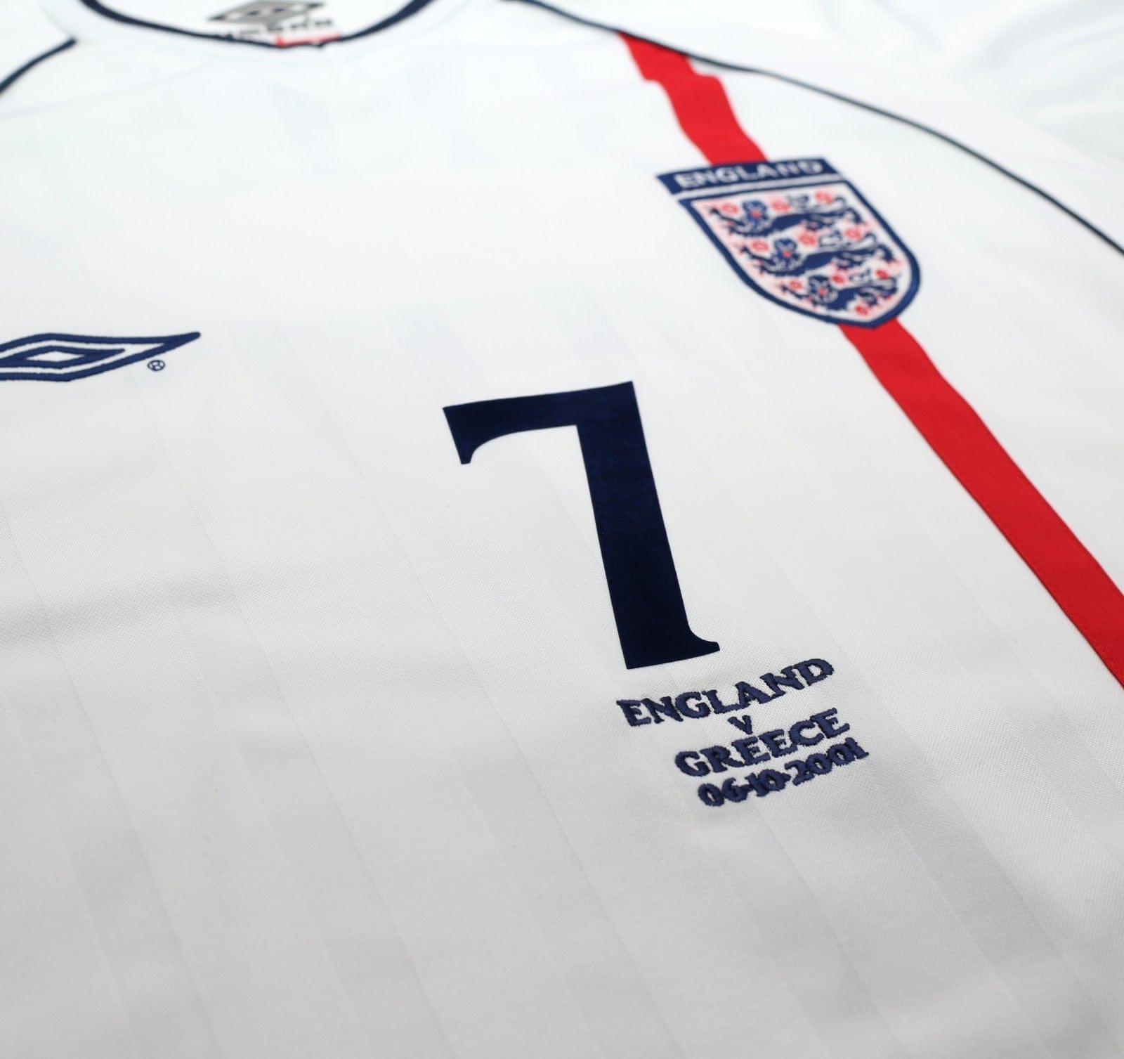2001/03 BECKHAM #7 England Vintage Umbro Home Greece Football Shirt (M) WC 2002
