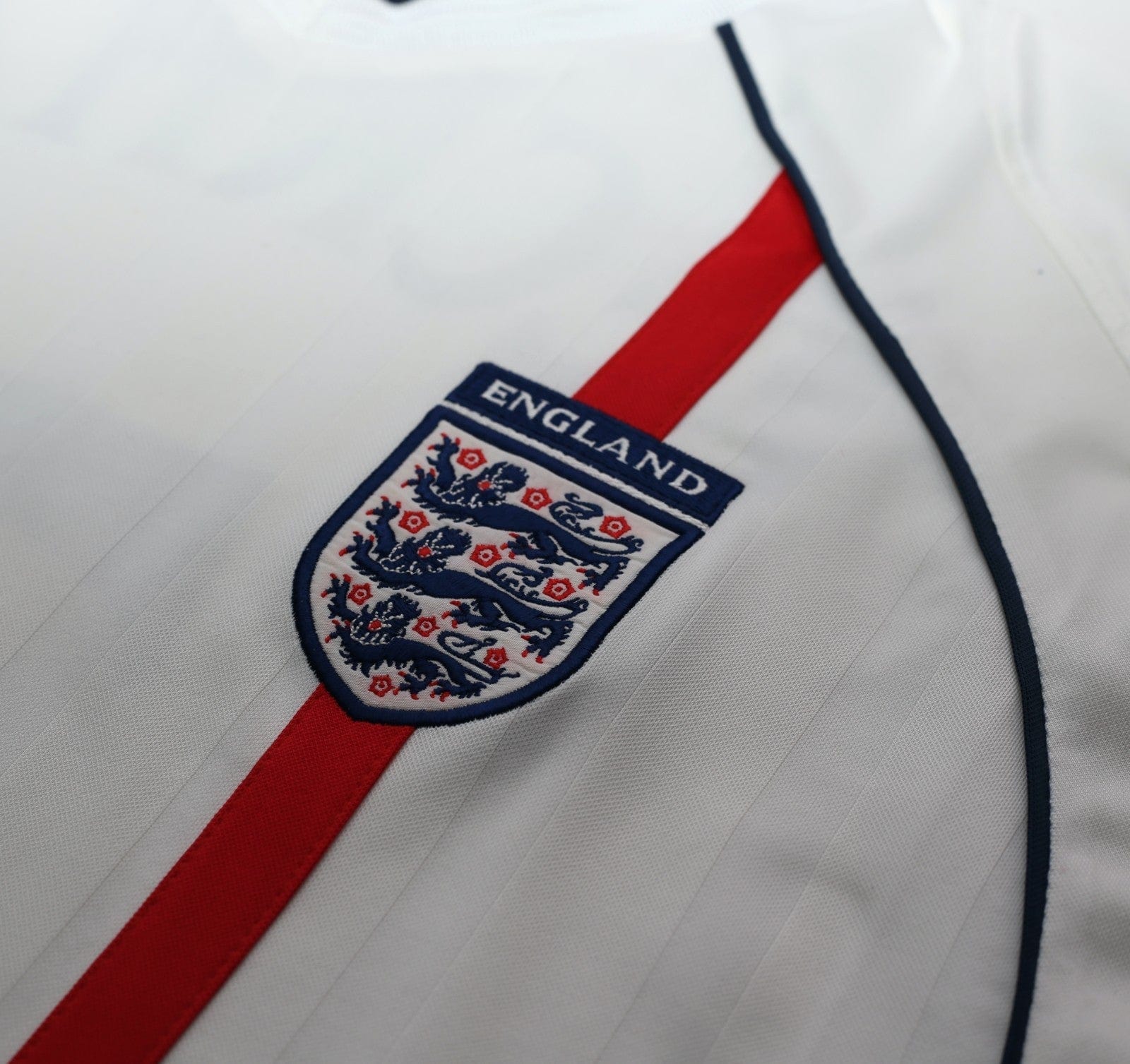 2001/03 BECKHAM #7 England Vintage Umbro Home Greece Football Shirt (XL) 2002