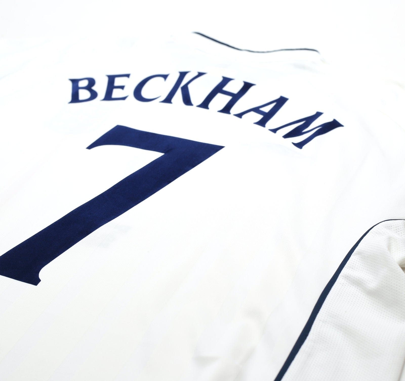 2001/03 BECKHAM #7 England Vintage Umbro Home Greece Football Shirt (XL) 2002