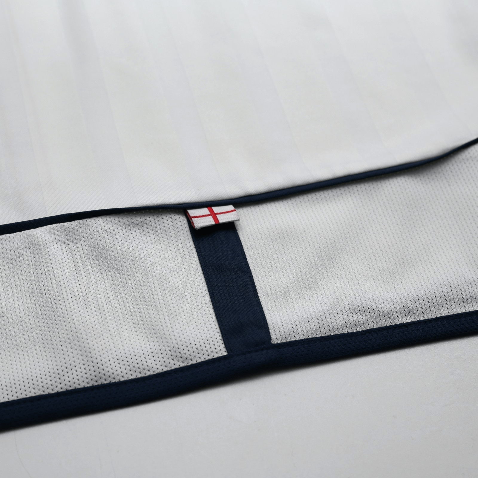 2001/03 Beckham #7 England Vintage Umbro Home Greece Football Shirt (XL) 2002 WC