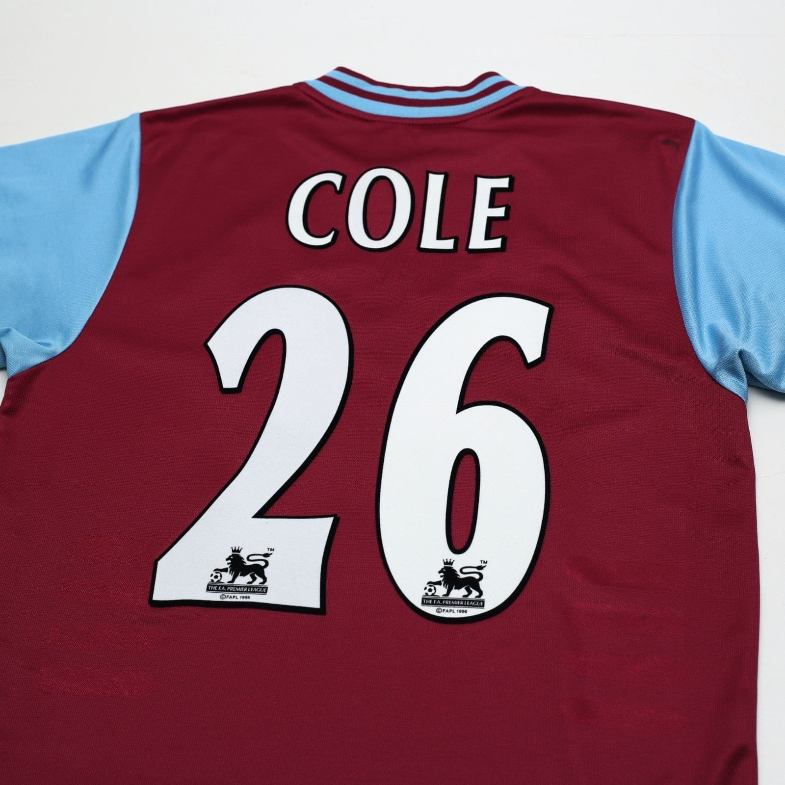 2001/03 Joe Cole #26 West Ham Vintage FILA Home Football Shirt (S)