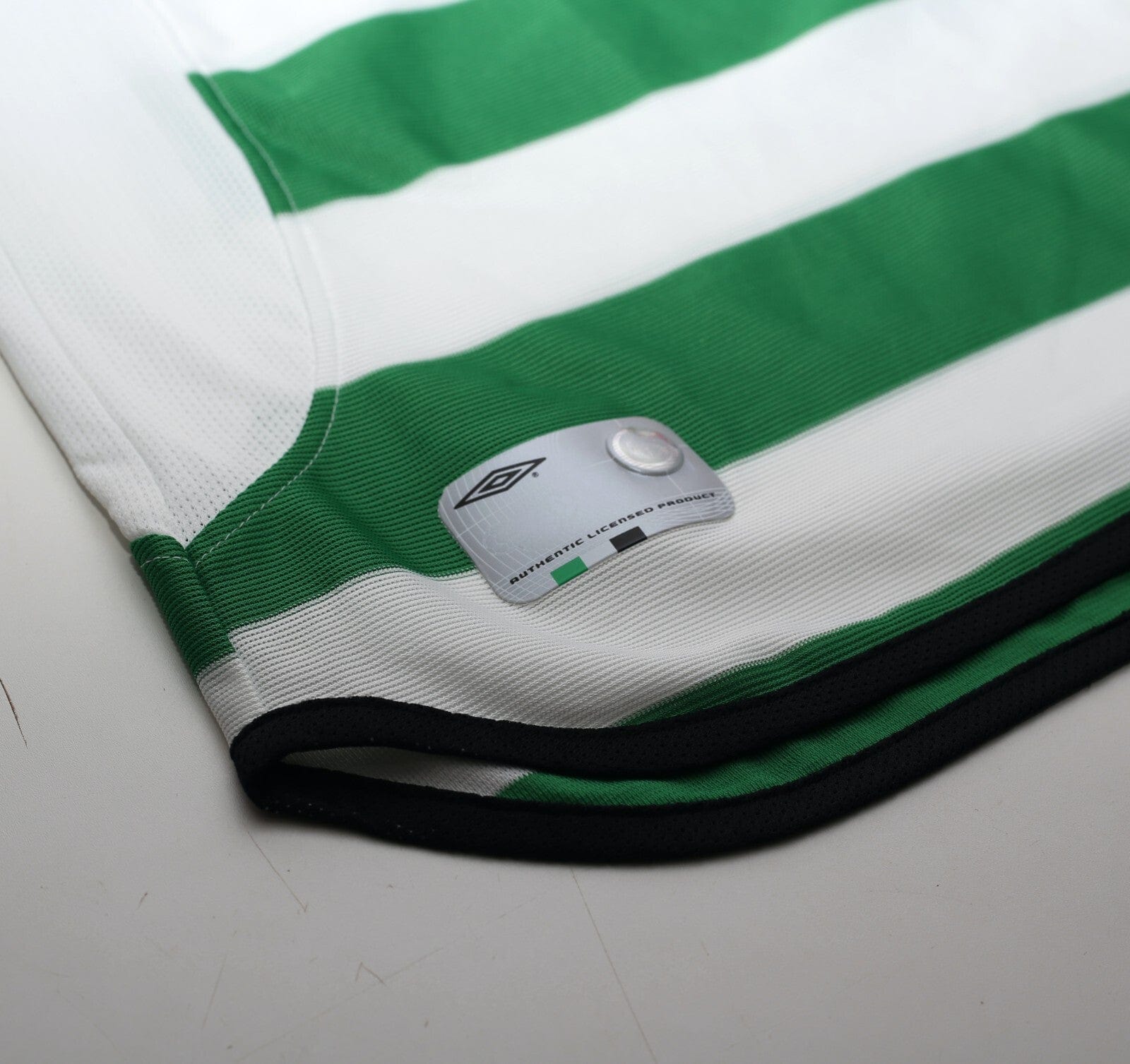 2001/03 LARSSON #7 Celtic Umbro European Home Football Shirt (XXL)