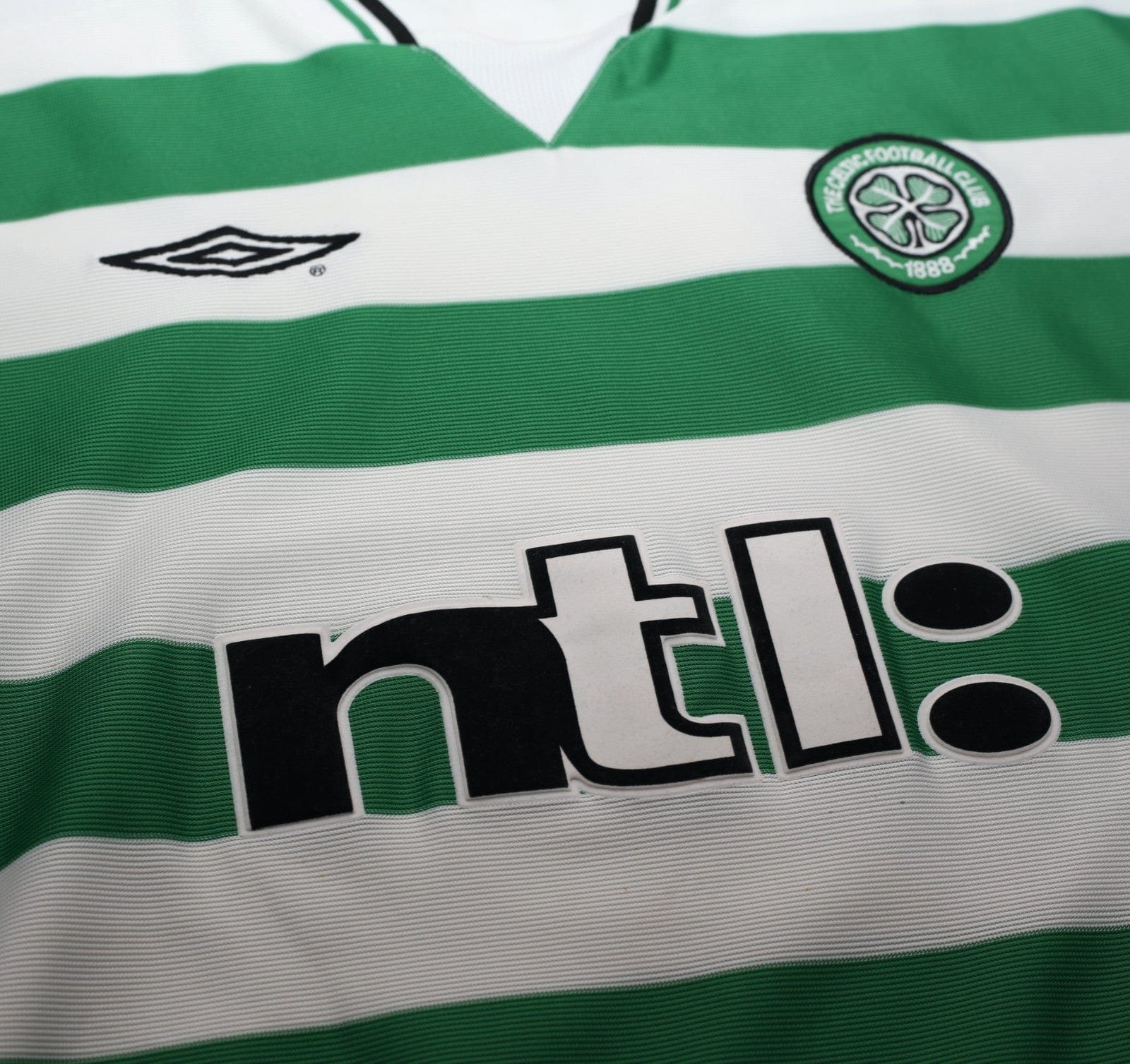 2001/03 LARSSON #7 Celtic Umbro European Home Football Shirt (XXL)
