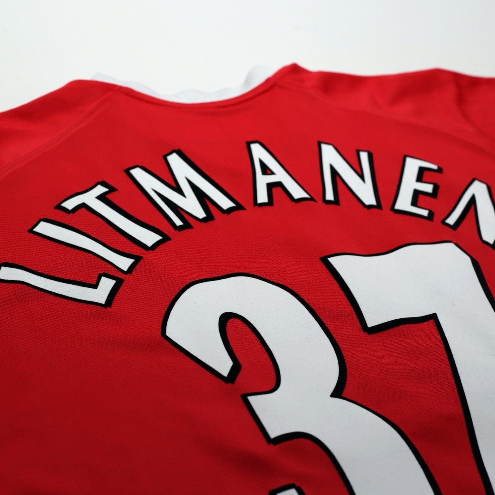 2001/03 Litmanen #37 Liverpool Vintage Reebok European Home Football Shirt (L)