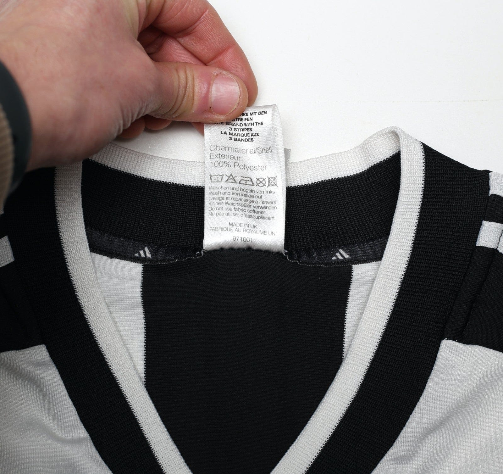 2001/03 ROBERT #32 Newcastle United Vintage adidas Home Football Shirt (M)