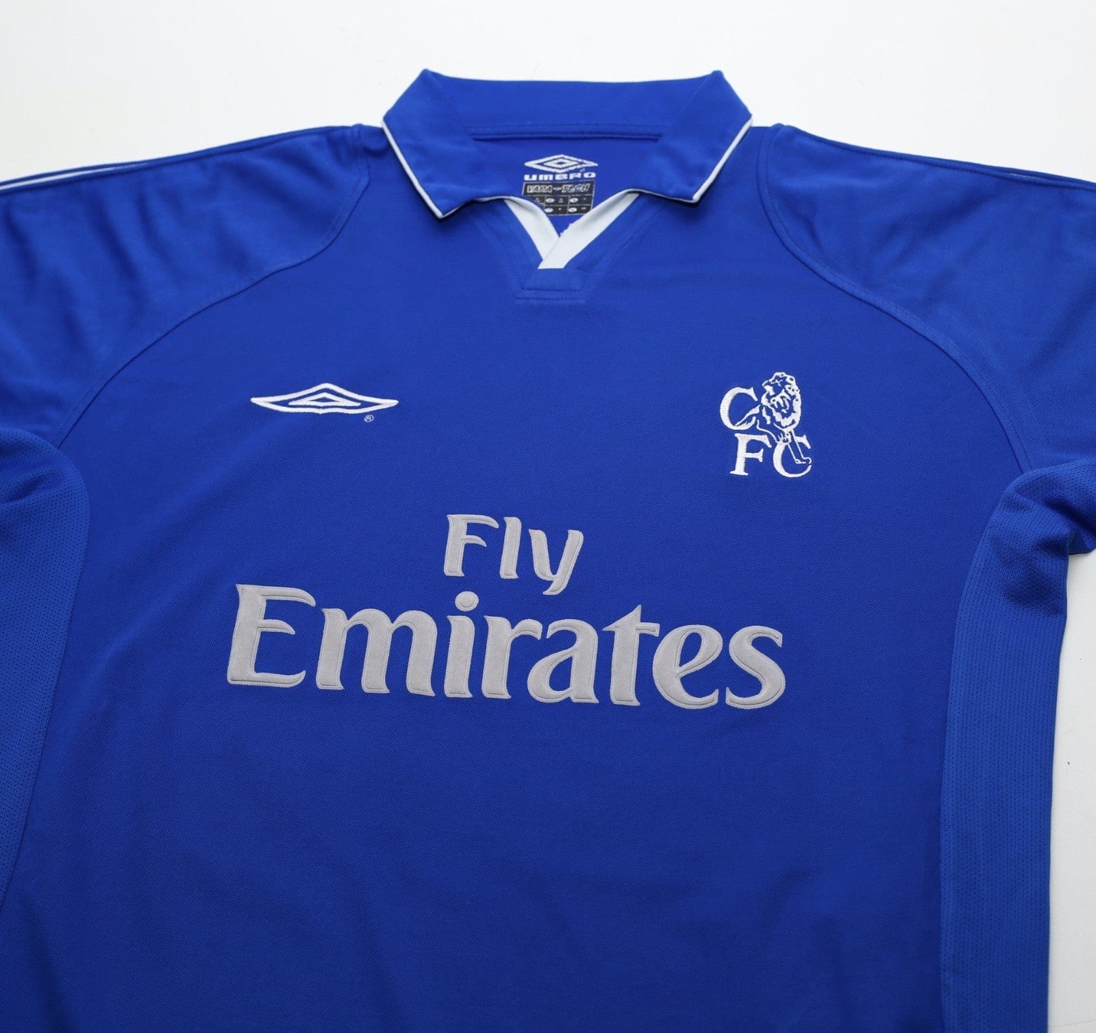 2001/03 ZOLA #25 Chelsea Vintage Umbro Home Football Shirt (M)