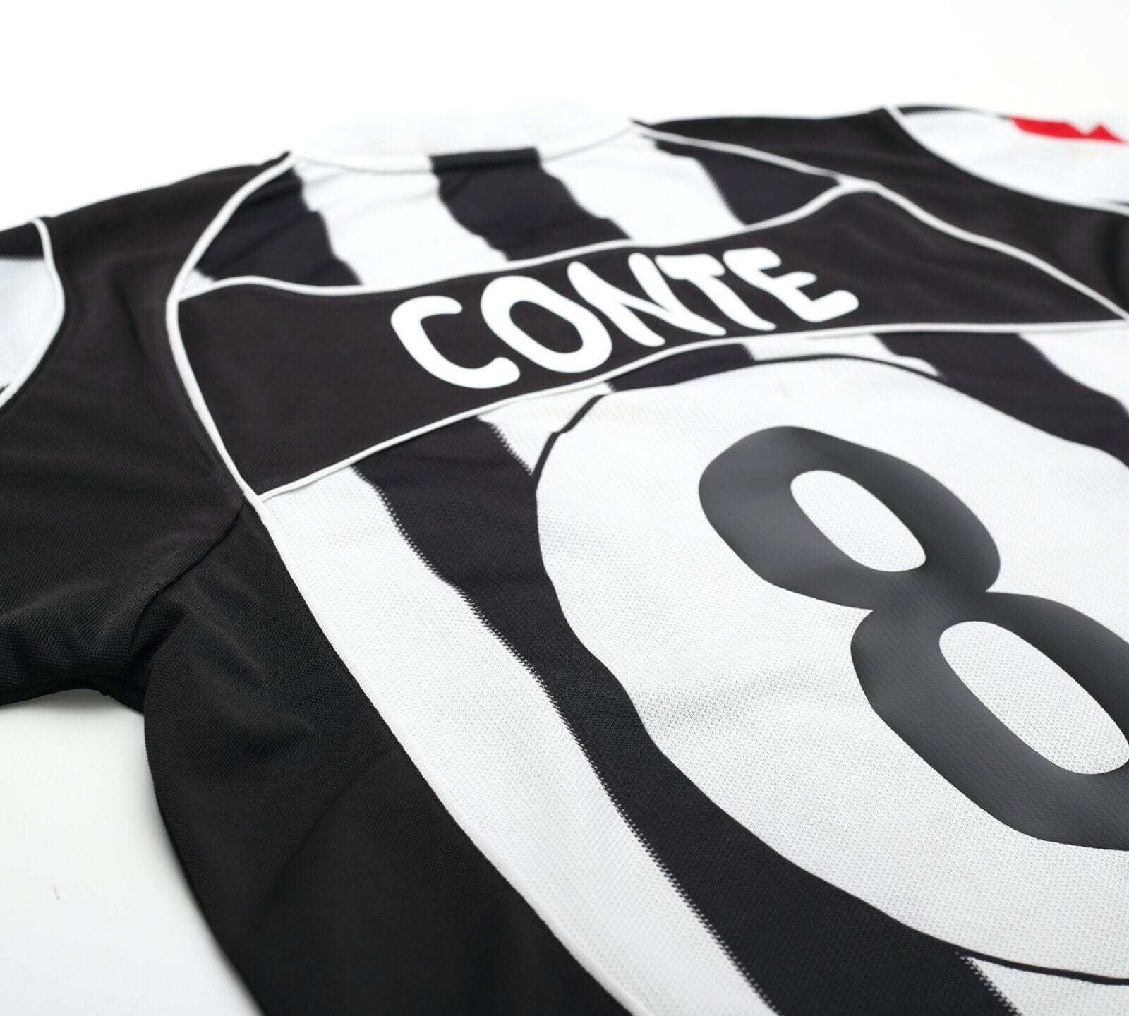 2002/03 CONTE #8 Juventus Vintage Lotto Home Football Shirt Jersey (L)