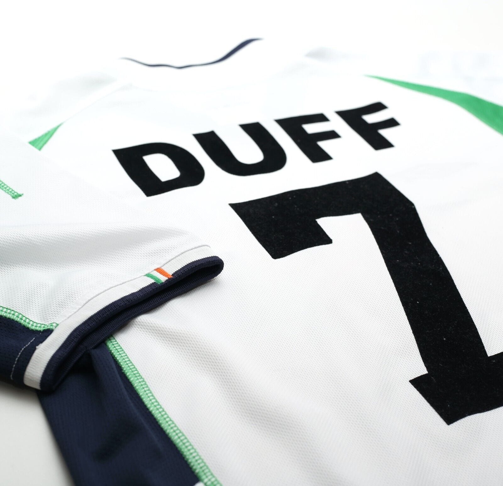 2002/03 DUFF #7 Ireland Vintage Umbro Away Football Shirt (S) World Cup 2002
