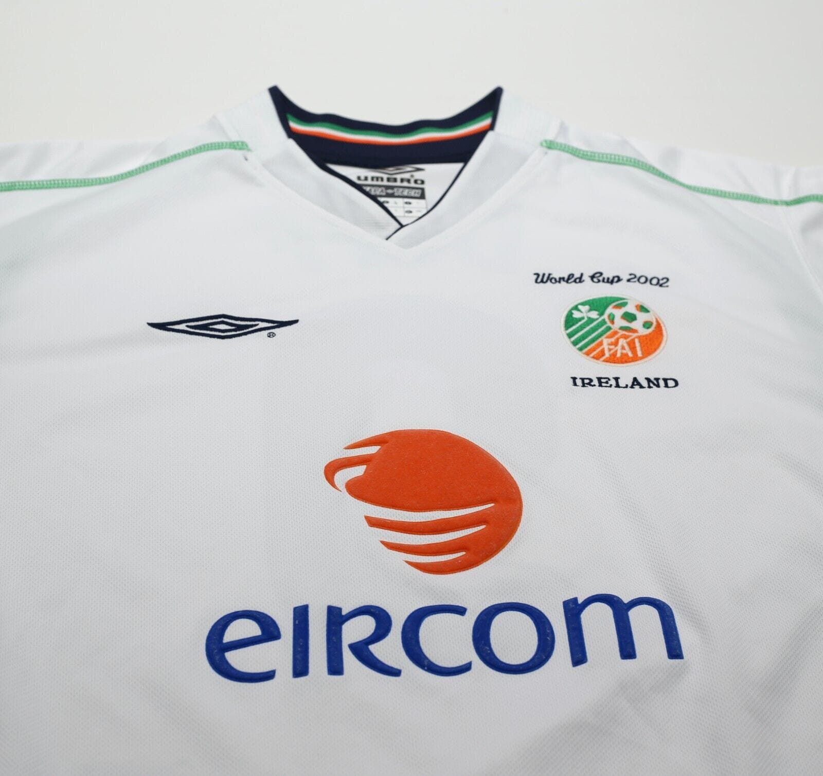 2002/03 DUFF #9 Ireland Vintage Umbro Away Football Shirt (L) World Cup 2002
