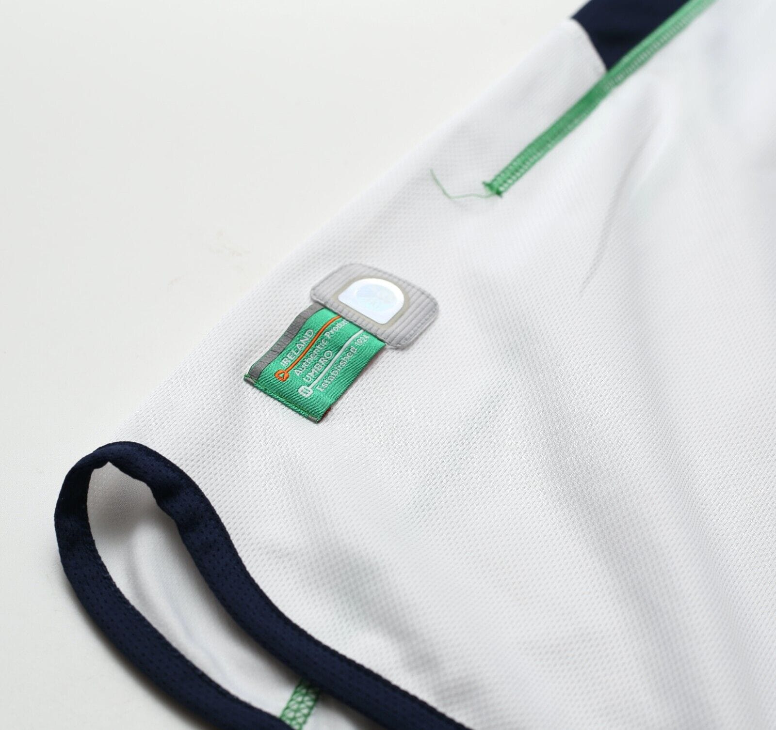 2002/03 DUFF #9 Ireland Vintage Umbro Away Football Shirt (L) World Cup 2002