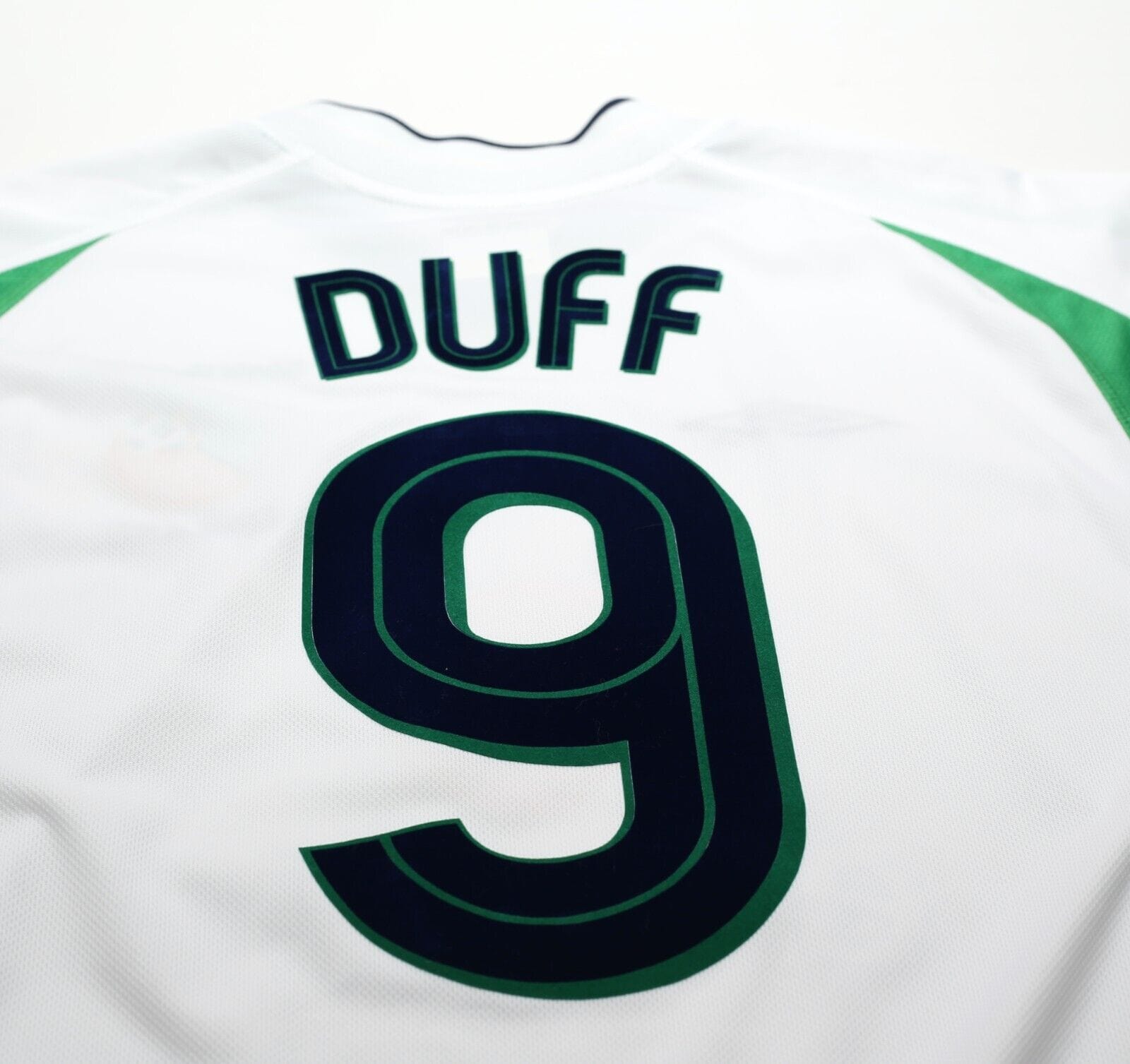 2002/03 DUFF #9 Ireland Vintage Umbro Away Football Shirt (L) World Cup 2002