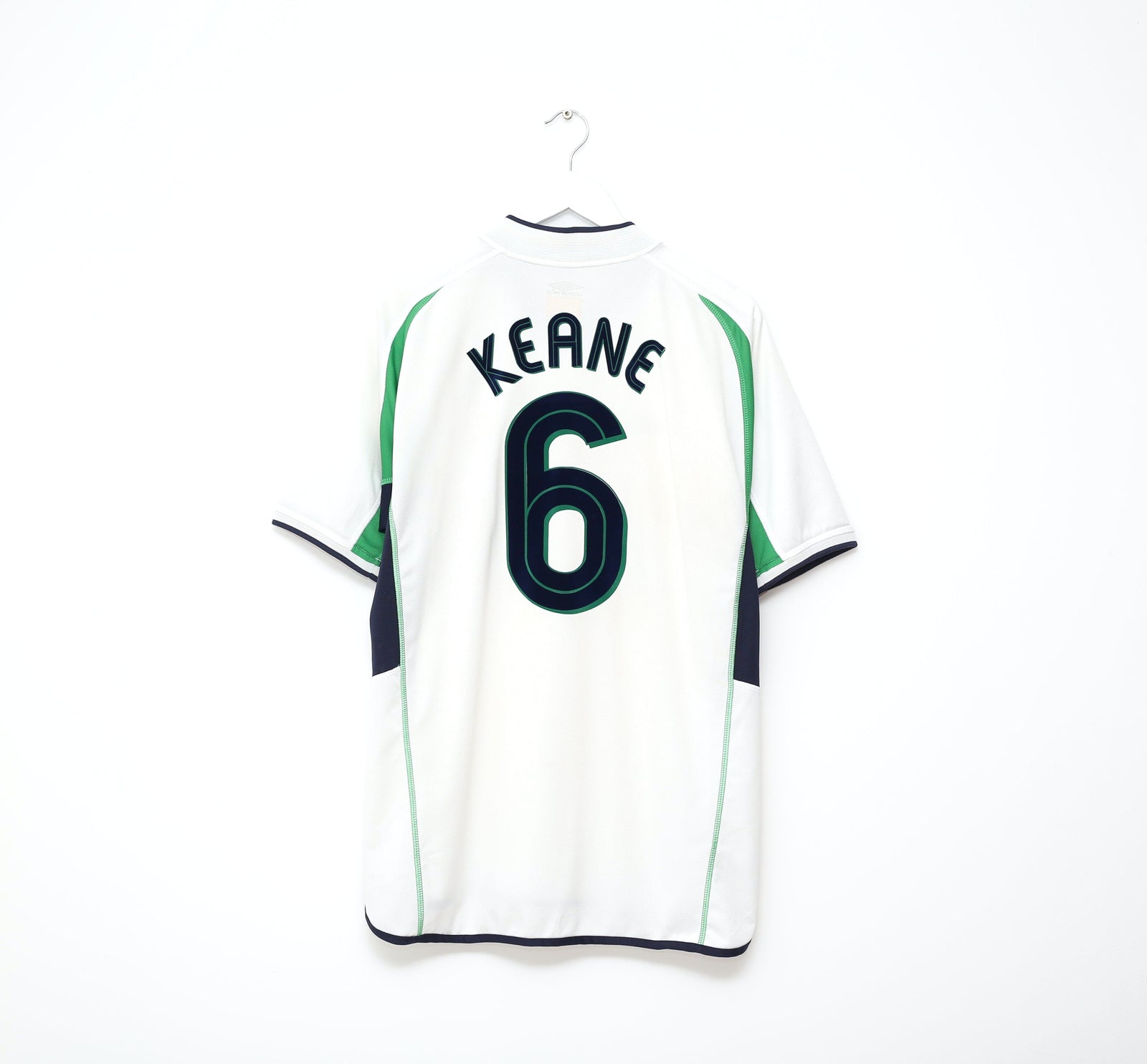 2002/03 KEANE #6 Ireland Vintage Umbro Away Football Shirt (XL)