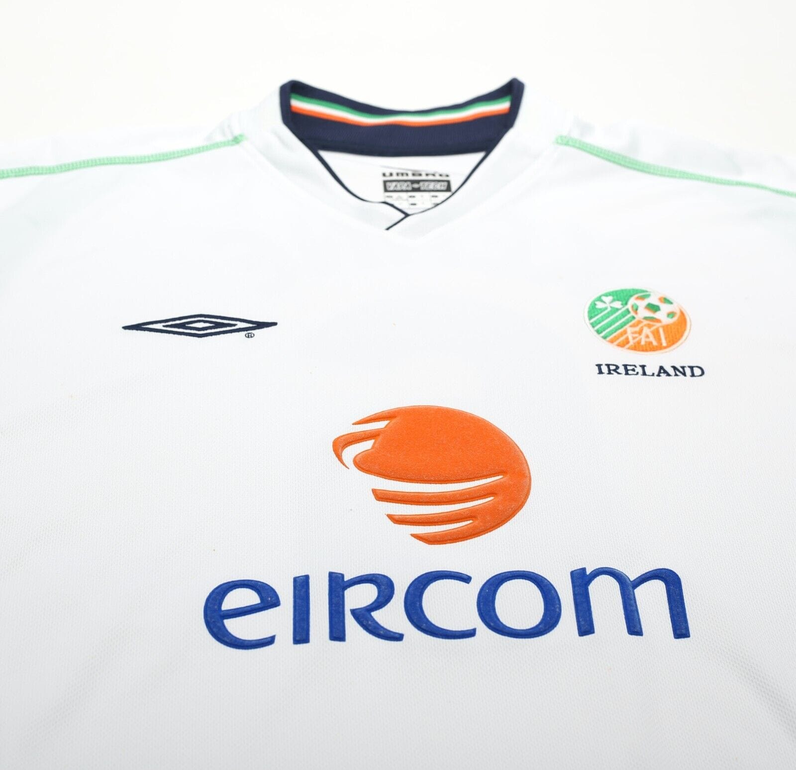 2002/03 KEANE #6 Ireland Vintage Umbro Away Football Shirt (XL)