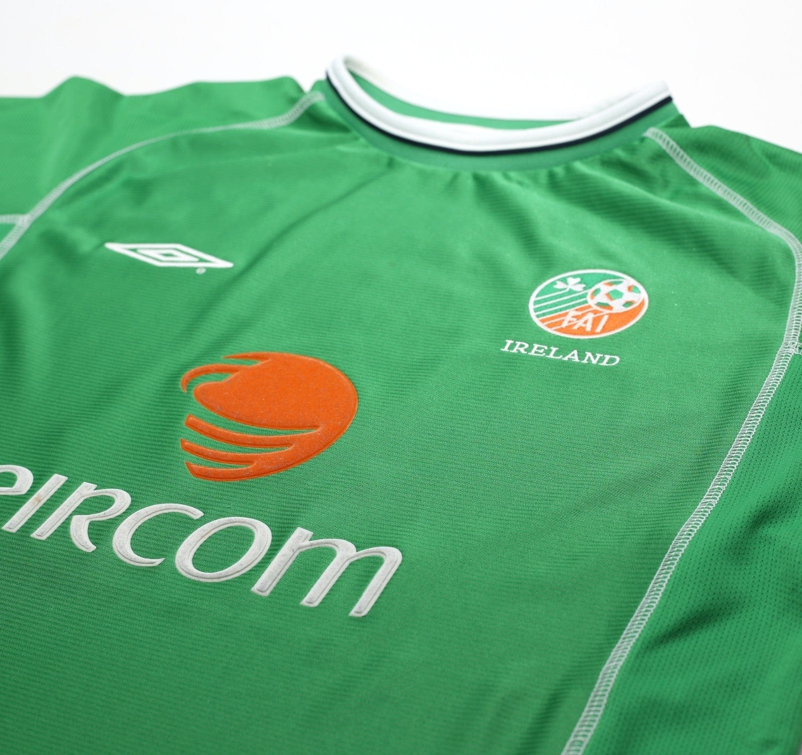 2002/03 KEANE #6 Ireland Vintage Umbro Home Football Shirt (L)