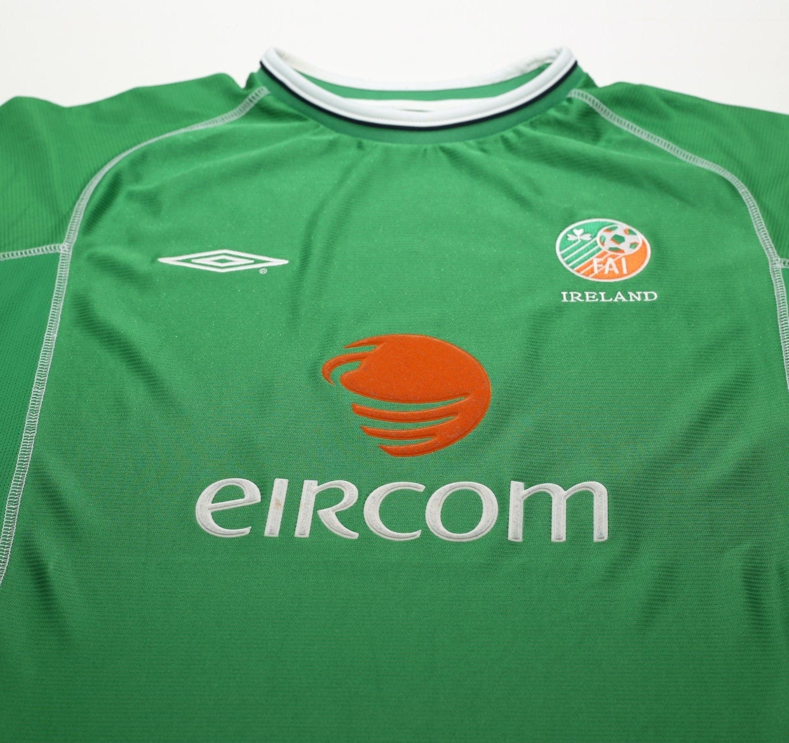 2002/03 KEANE #6 Ireland Vintage Umbro Home Football Shirt (L)