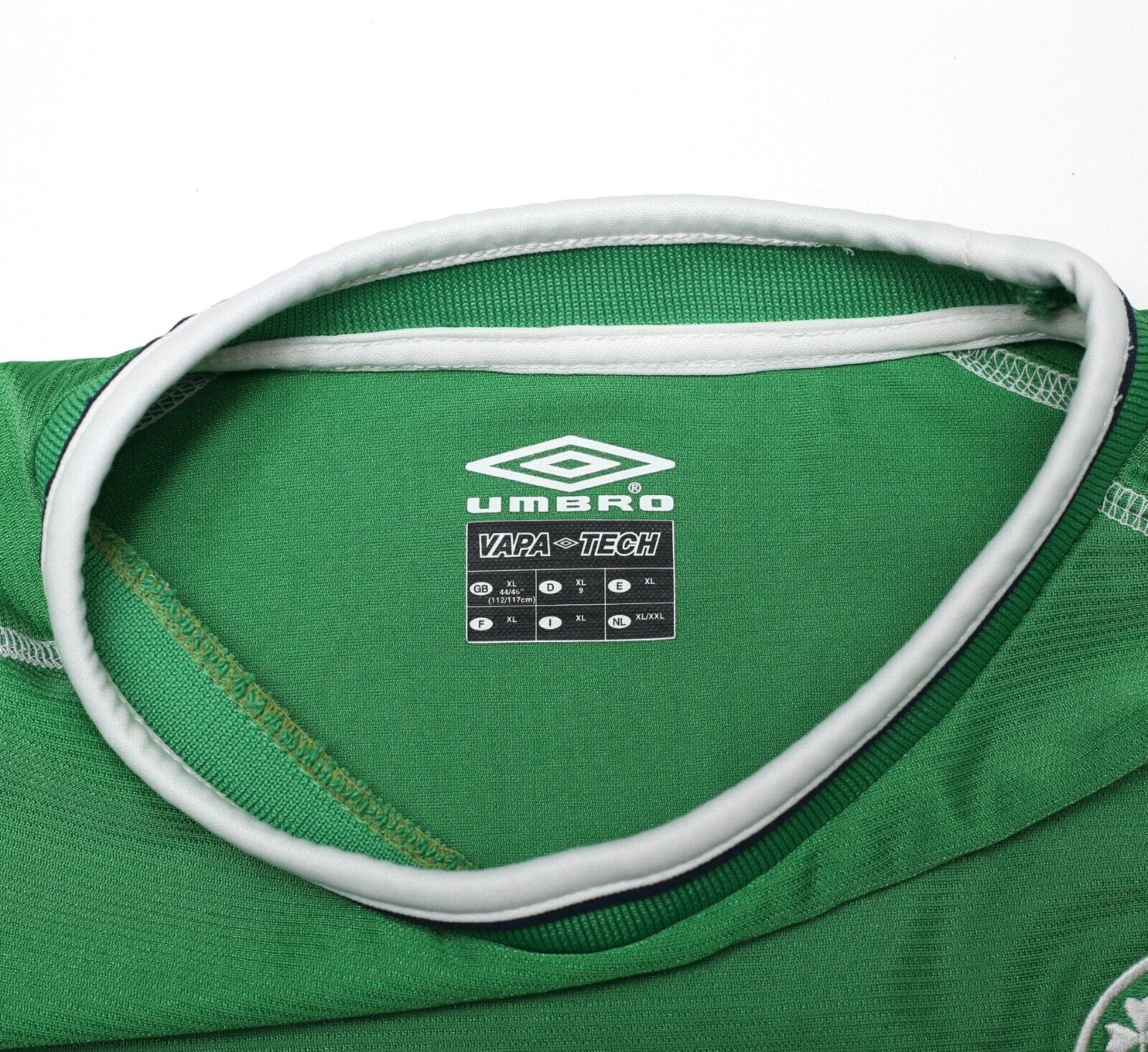 2002/03 KEANE #6 Ireland Vintage Umbro Home Football Shirt (XL)