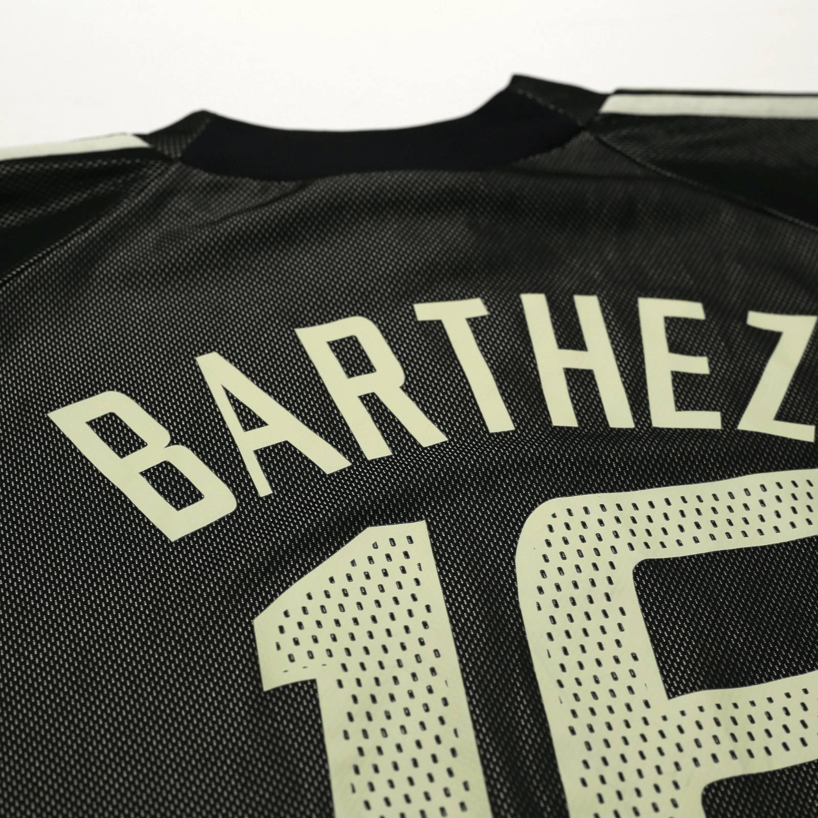 2002/04 Barthez #16 France Vintage adidas GK Football Shirt (XL) WC 2002