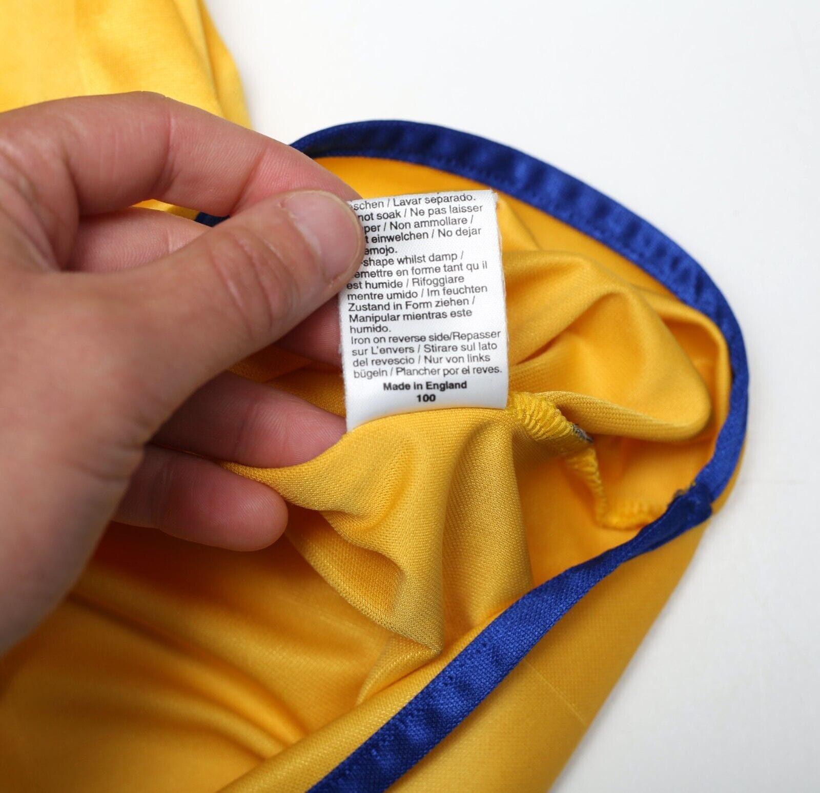 2002/04 BEATTIE #9 Southampton Vintage SAINTS Away Shirt (S)