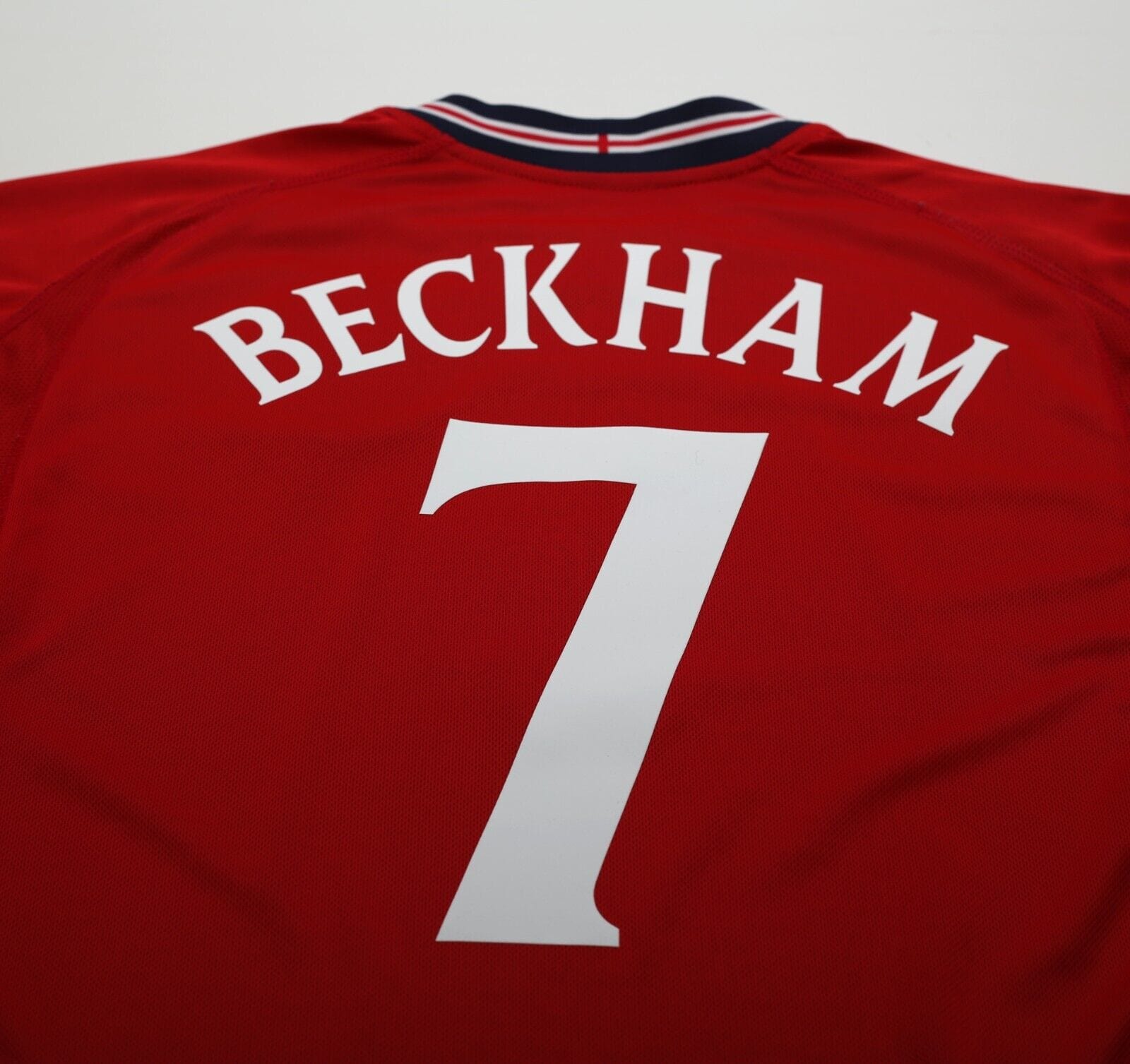 2002/04 BECKHAM #7 England Vintage Umbro Away LS Football Shirt (L) Argentina WC