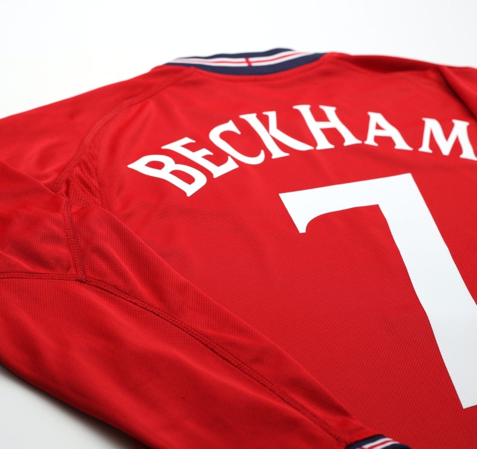 2002/04 BECKHAM #7 England Vintage Umbro Away LS Football Shirt (M) Argentina WC