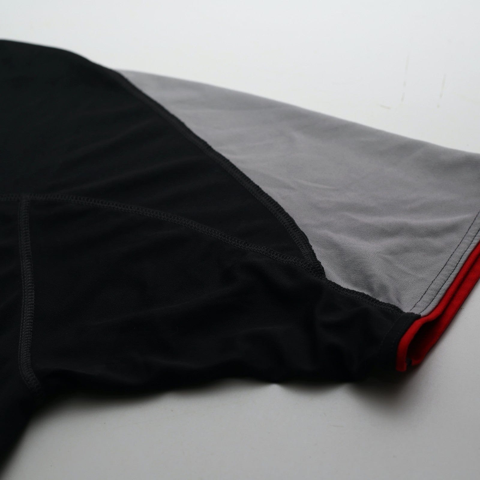 2002/04 Gerrard #17 Liverpool Vintage Reebok Away Football Shirt (L)