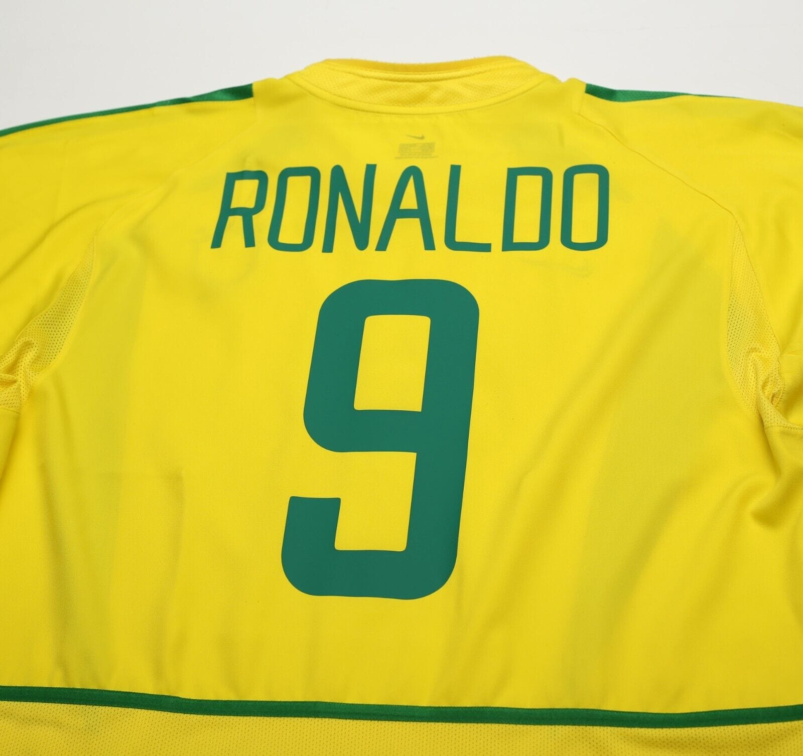 2002/04 RONALDO #9 Brazil Vintage Nike Home Football Shirt (XL)